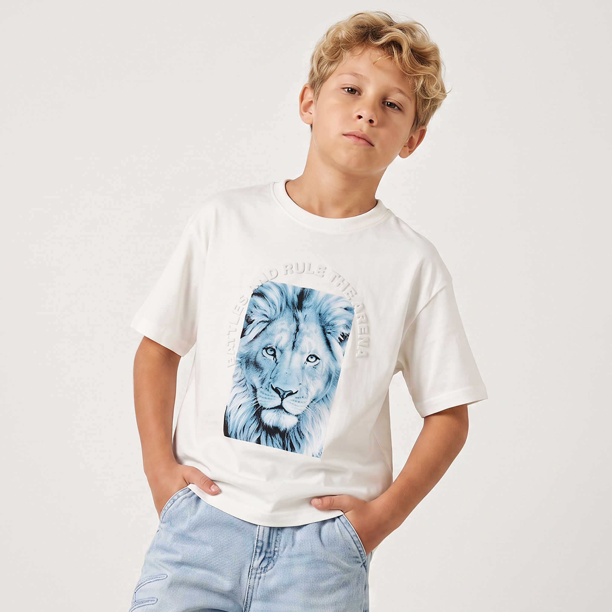 تيشيرت برقبة ضيقة وأكمام قصيرة وطبعات من جونيورز-boys-clothing-tshirtsandpolos-image-1