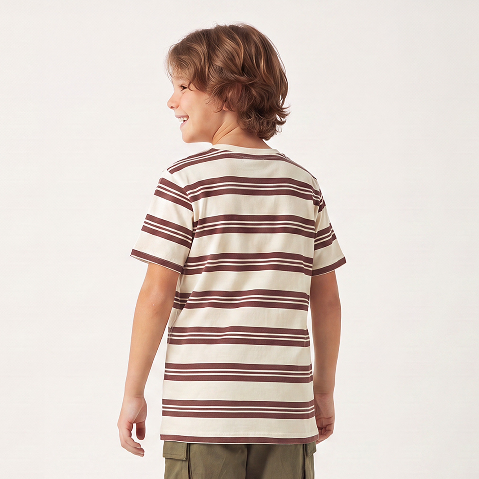 تيشيرت بياقة ضيقة وأكمام قصيرة وطبعات من جونيورز-boys-clothing-tshirtsandpolos-image-3