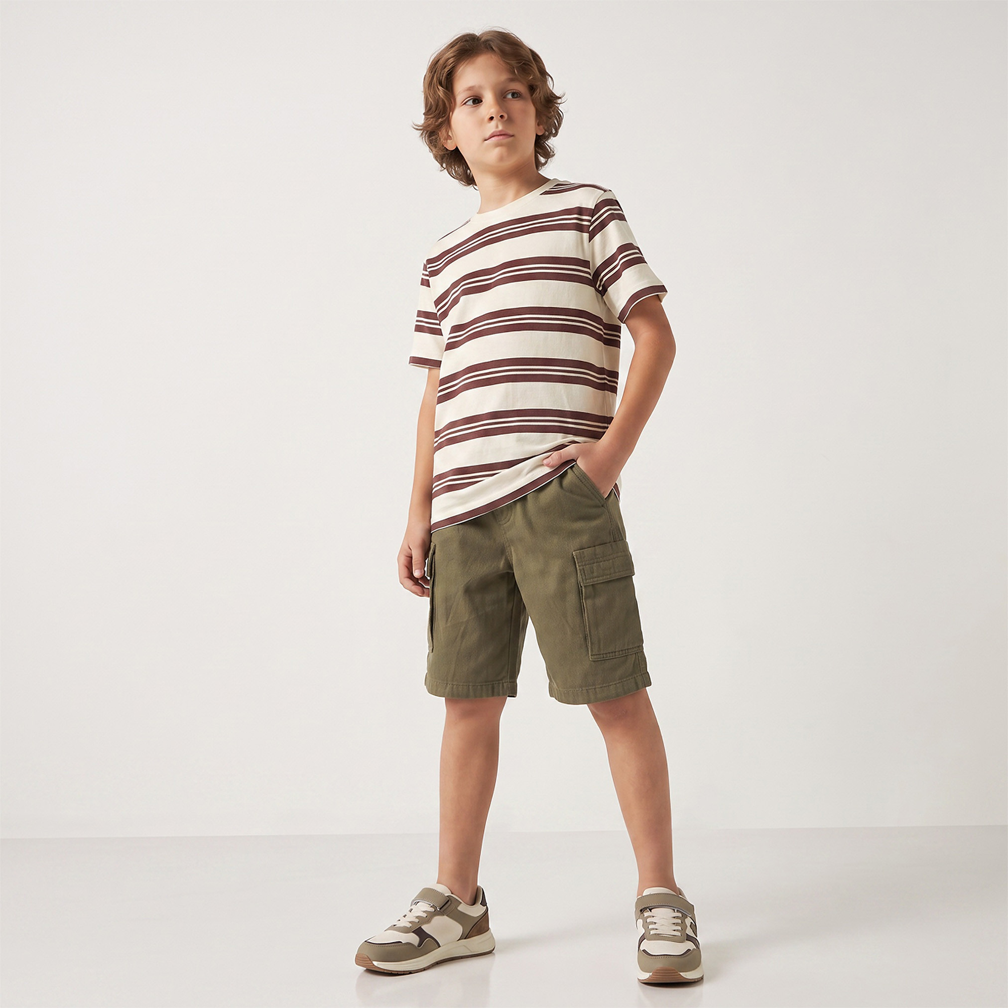 تيشيرت بياقة ضيقة وأكمام قصيرة وطبعات من جونيورز-boys-clothing-tshirtsandpolos-image-5