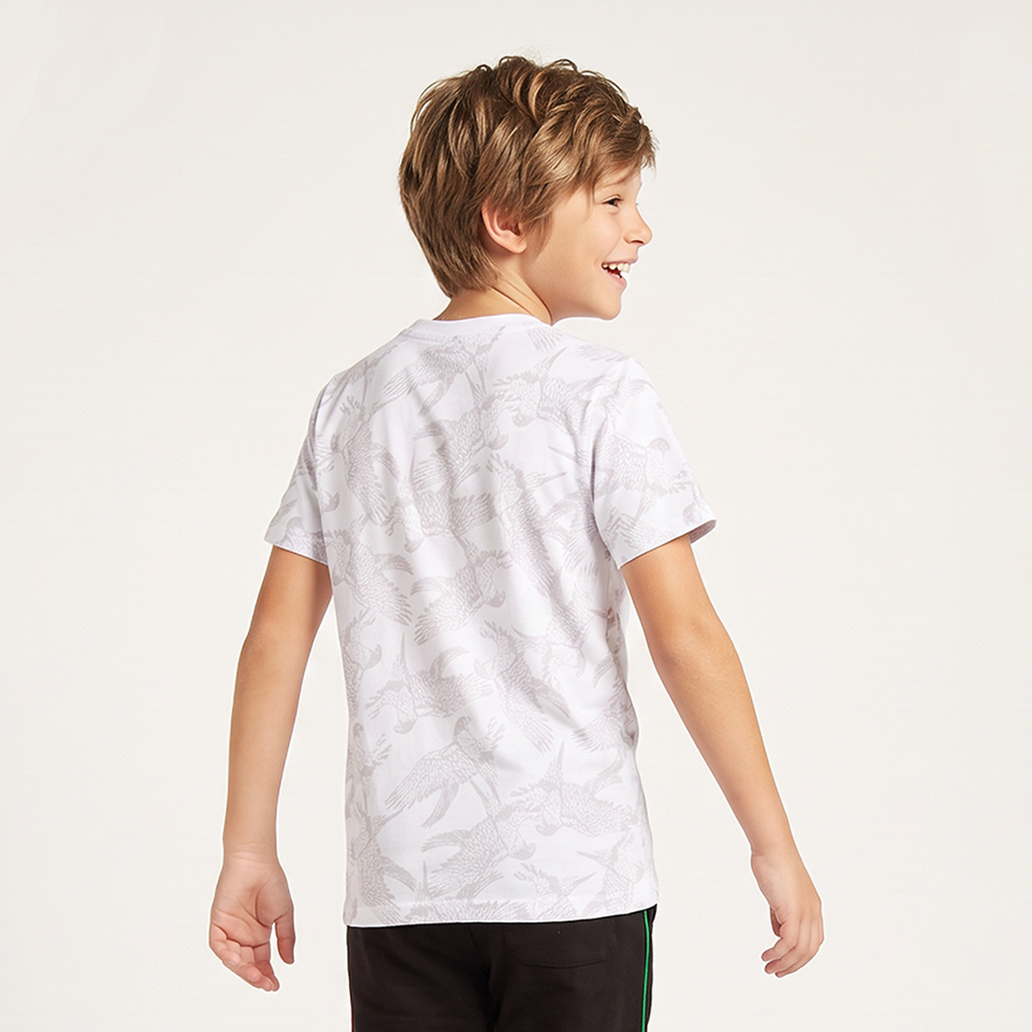 Juniors Crew Neck Short Sleeves T-shirt with UAE National Day Embroidery-boys-clothing-tshirtsandpolos-image-3