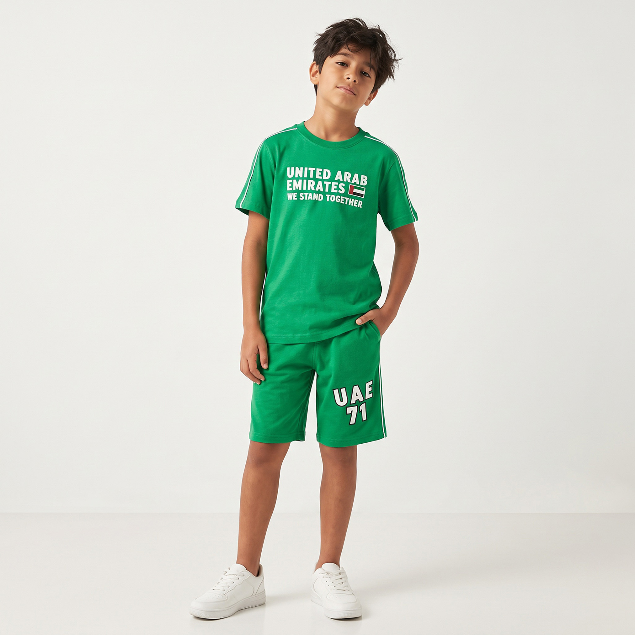 Juniors Crew Neck Short Sleeves T-shirt with UAE National Day Print-boys-clothing-tshirtsandpolos-image-3