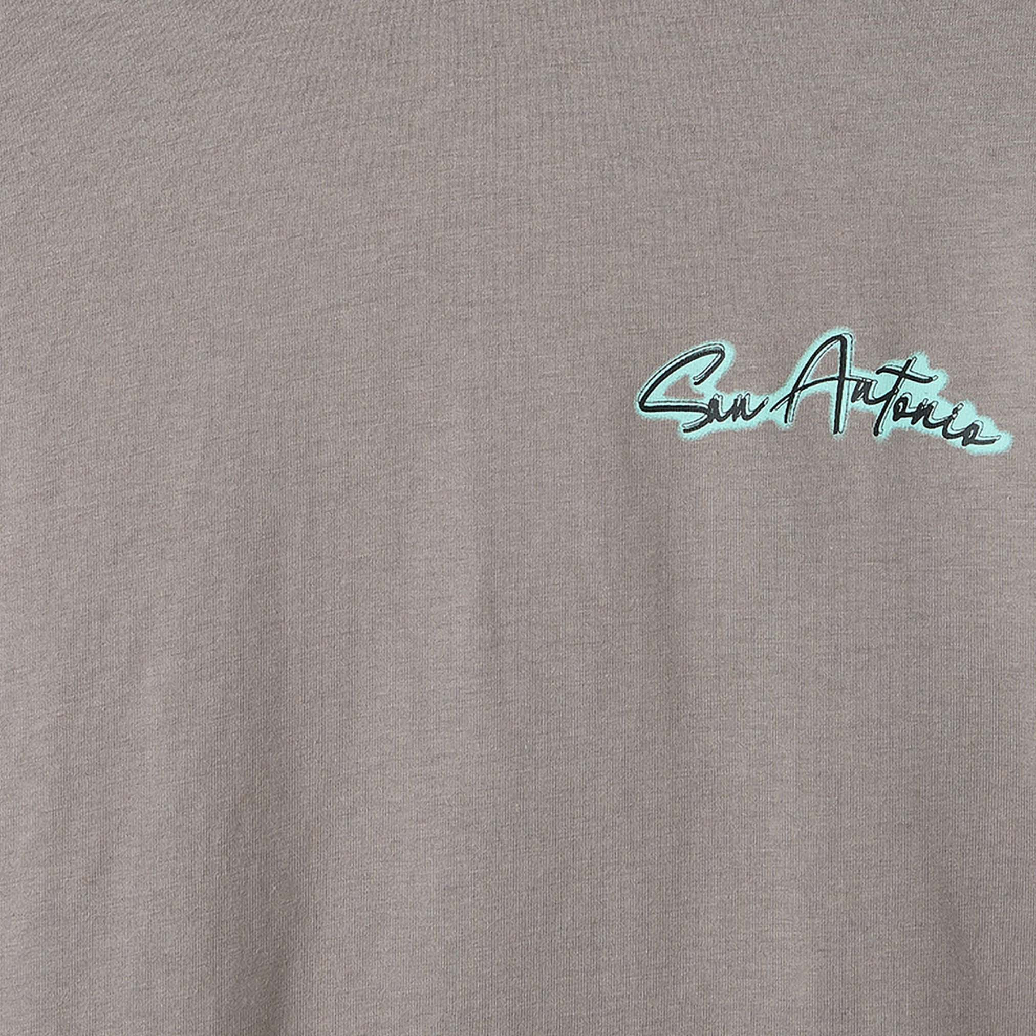 تيشيرت بياقة ضيقة وأكمام قصيرة وطبعات شعار من جونيورز-boys-clothing-tshirtsandpolos-image-4