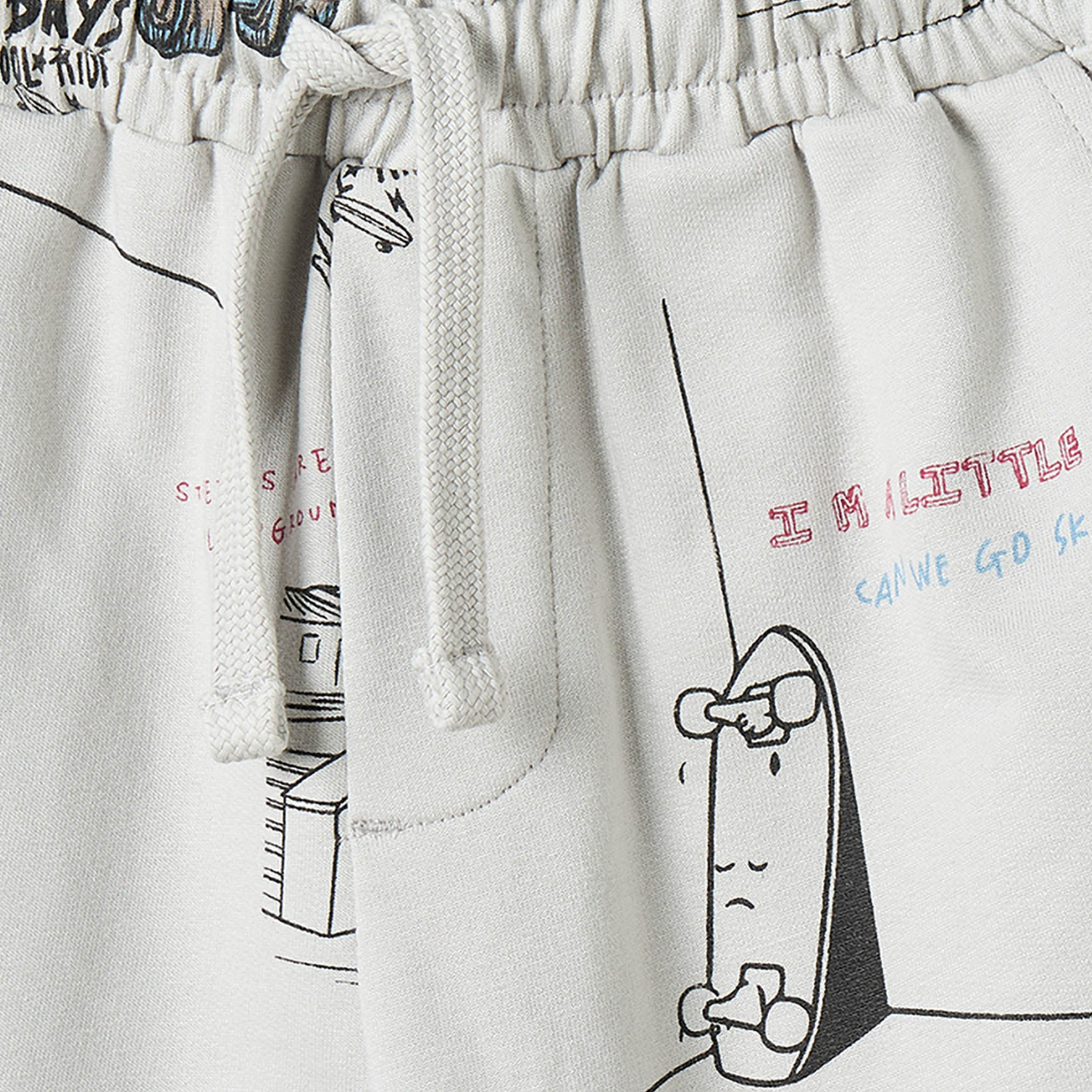 Juniors Knee Length Elasticated Drawstring Shorts with Skateboard Print-boys-clothing-bottoms-shorts-image-4