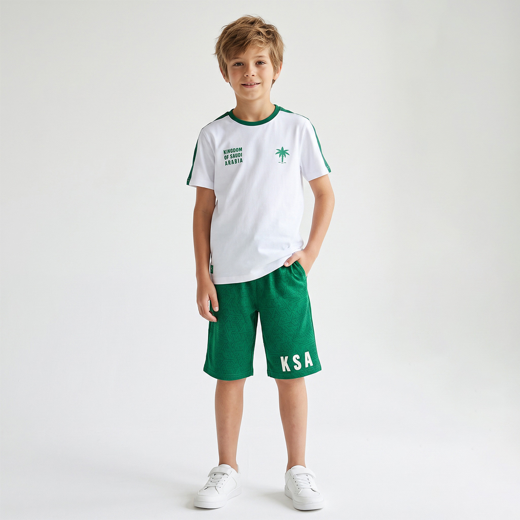 Juniors Knee Length Elasticated Drawstring Waist Shorts with KSA National Day Print-boys-clothing-bottoms-shorts-image-2