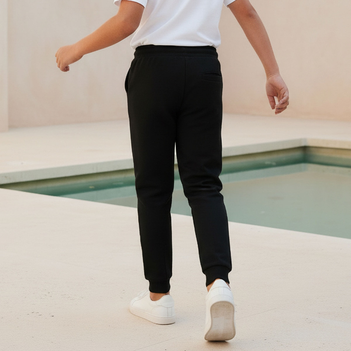 Juniors Elasticated Drawstring Joggers with Pockets-boys-clothing-bottoms-joggersandtrackpants-image-3