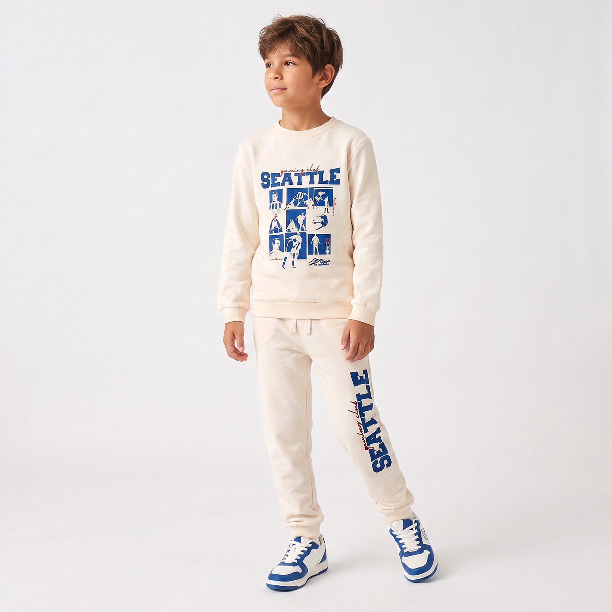 بنطلون رياضي بخصر مطاطي ورباط وطبعات من جونيورز-boys-clothing-bottoms-joggersandtrackpants-image-5