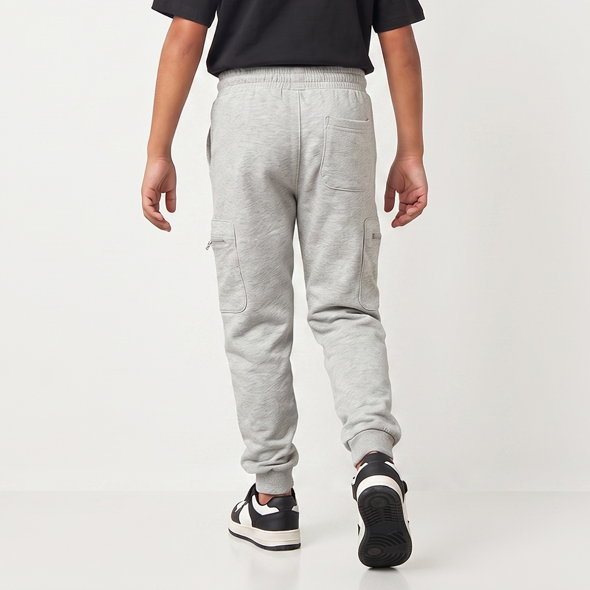 بنطلون رياضي برباط على الخصر وجيوب من جونيورز-boys-clothing-bottoms-joggersandtrackpants-image-2