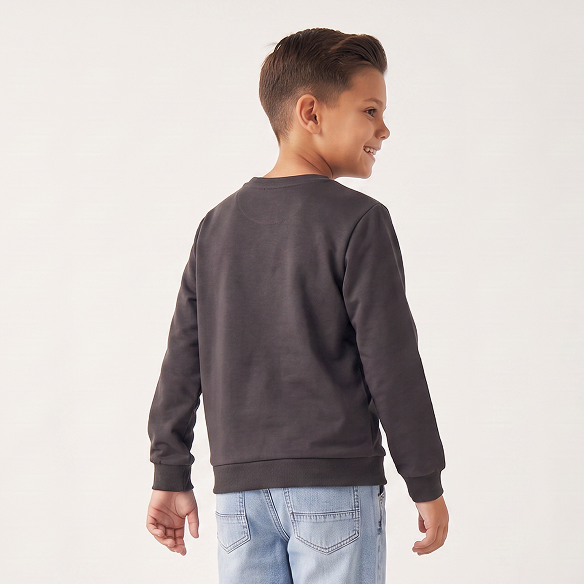 سويت شيرت بياقة ضيقة وطبعات من جونيورز-boys-clothing-winterwear-sweatshirts-image-2