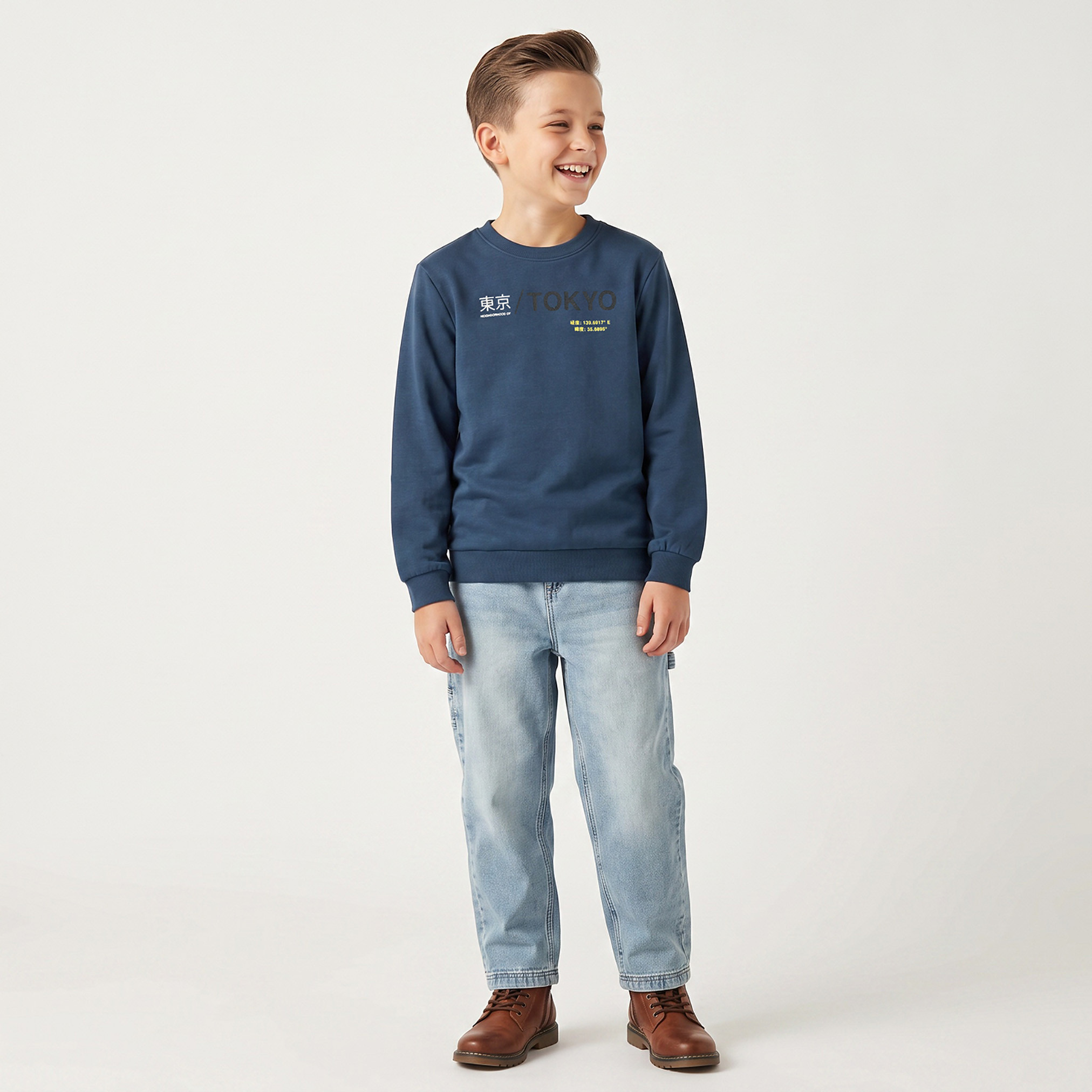 Juniors Crew Neck Sweatshirt with Tokyo Print-boys-clothing-winterwear-sweatshirts-image-3