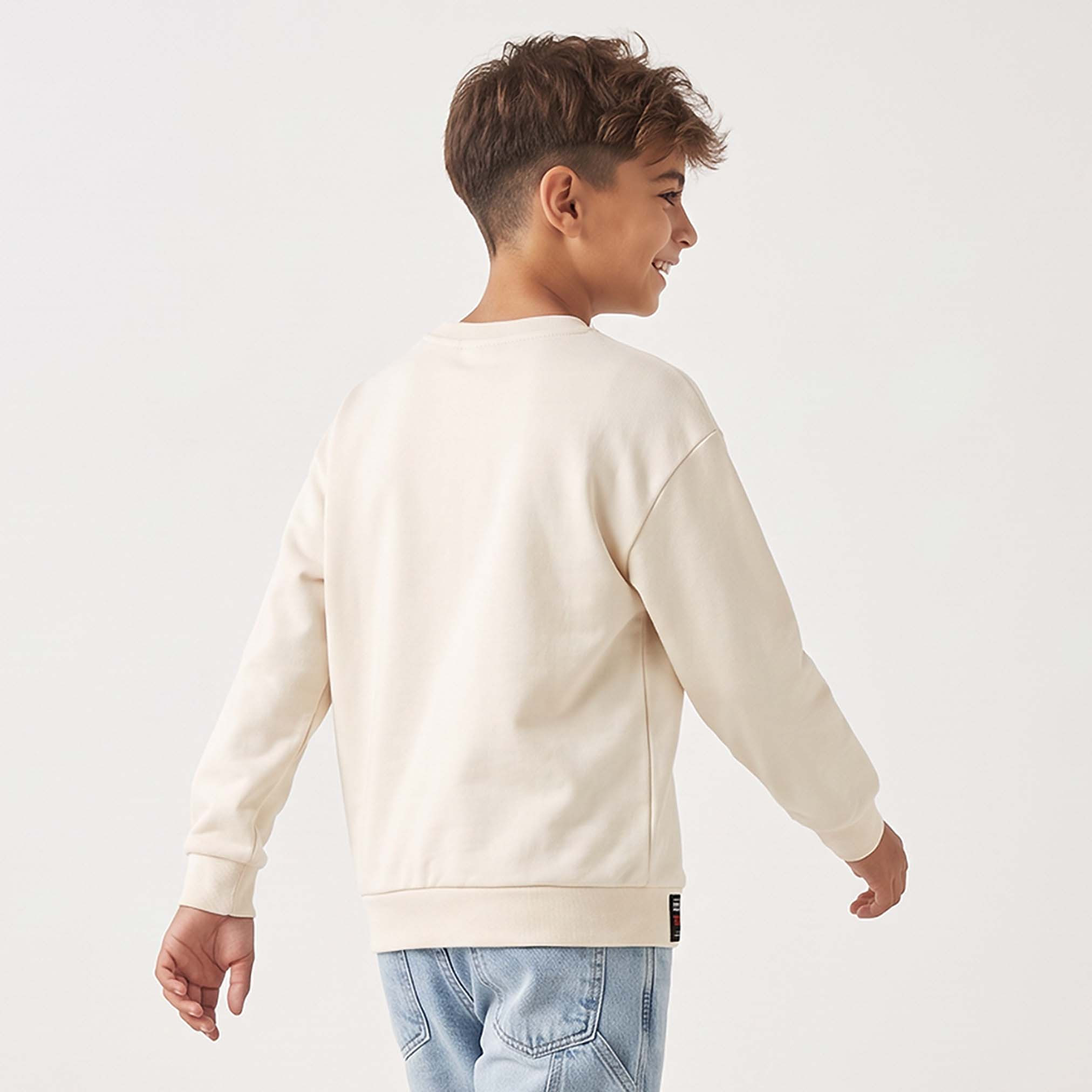 Juniors Crew Neck Long Sleeves Sweatshirt with Bear Applique-boys-clothing-winterwear-sweatshirts-image-2