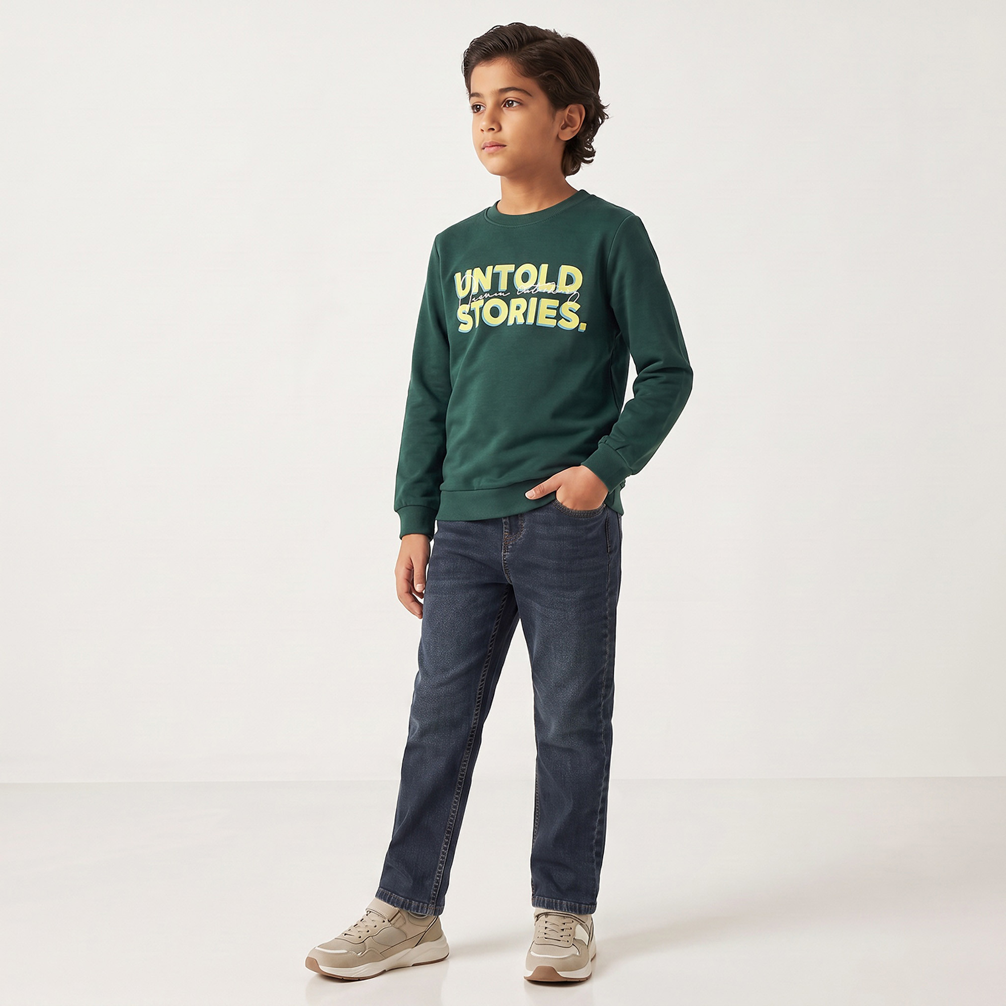 سويت شيرت بياقة مستديرة وطبعات تايبوجرافيك من جونيورز-boys-clothing-winterwear-sweatshirts-image-5