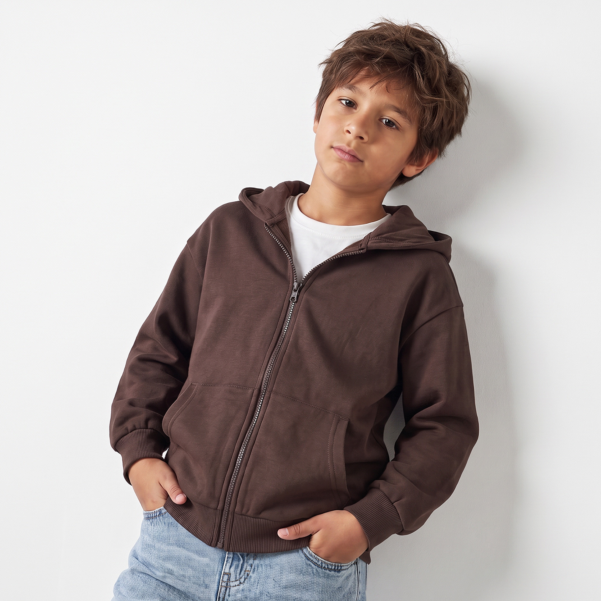 هودي بأكمام طويلة وجيب كنغر من جونيورز-boys-clothing-winterwear-sweatshirts-image-1