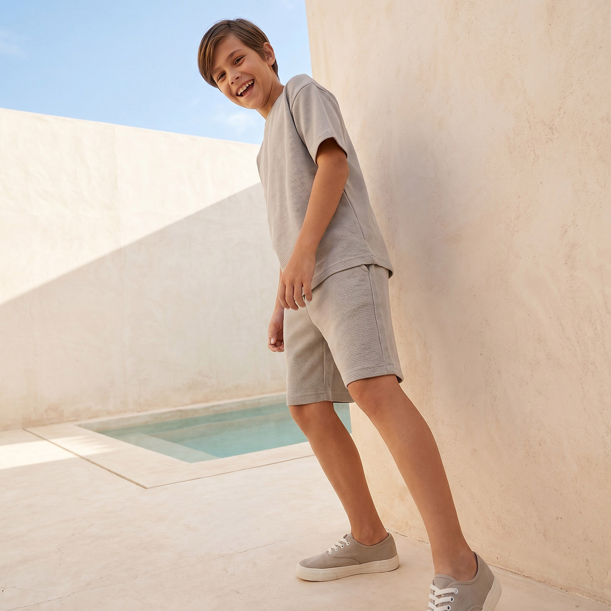 Juniors Crew Neck Short Sleeves T-shirt and Shorts Set with Textured Design-boys-clothing-setsandcoords-image-7