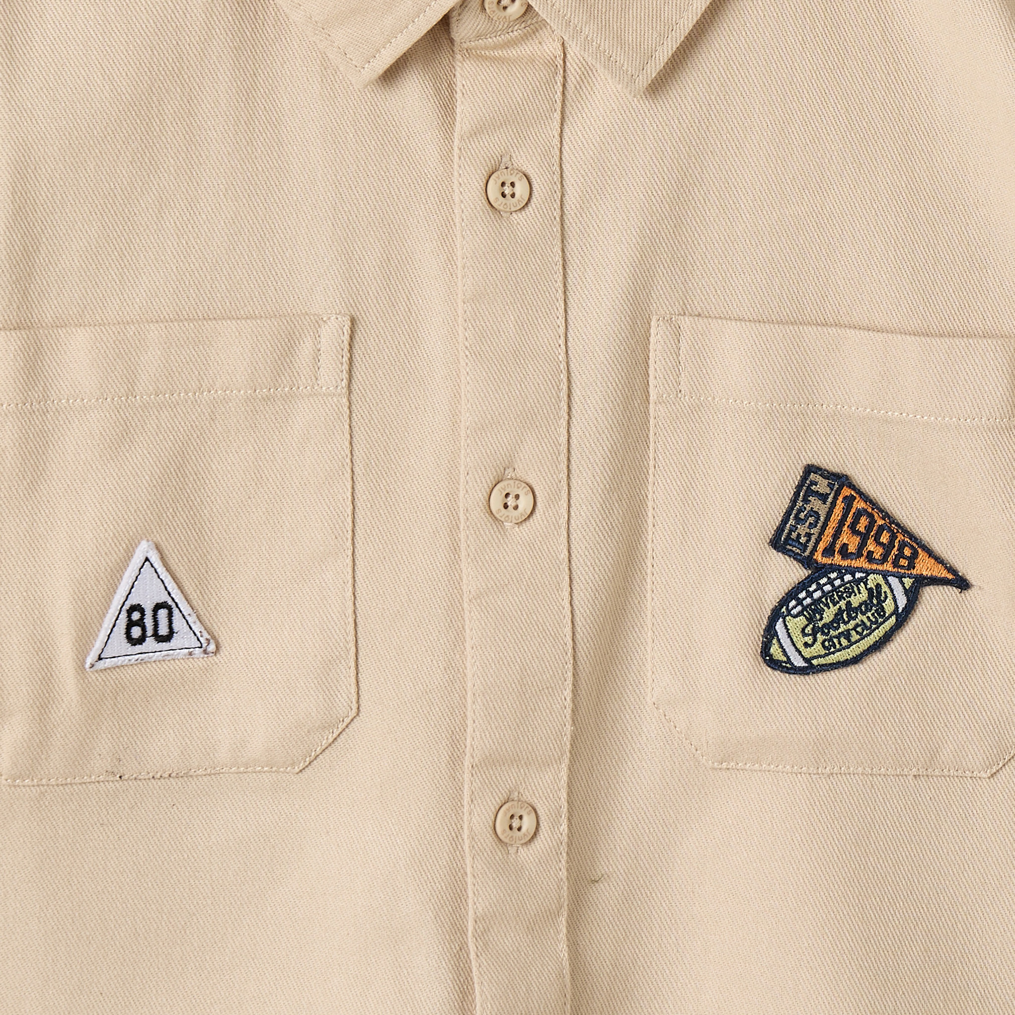 قميص بأكمام طويلة وتطريزات رياضية من جونيورز-boys-clothing-shirts-image-4