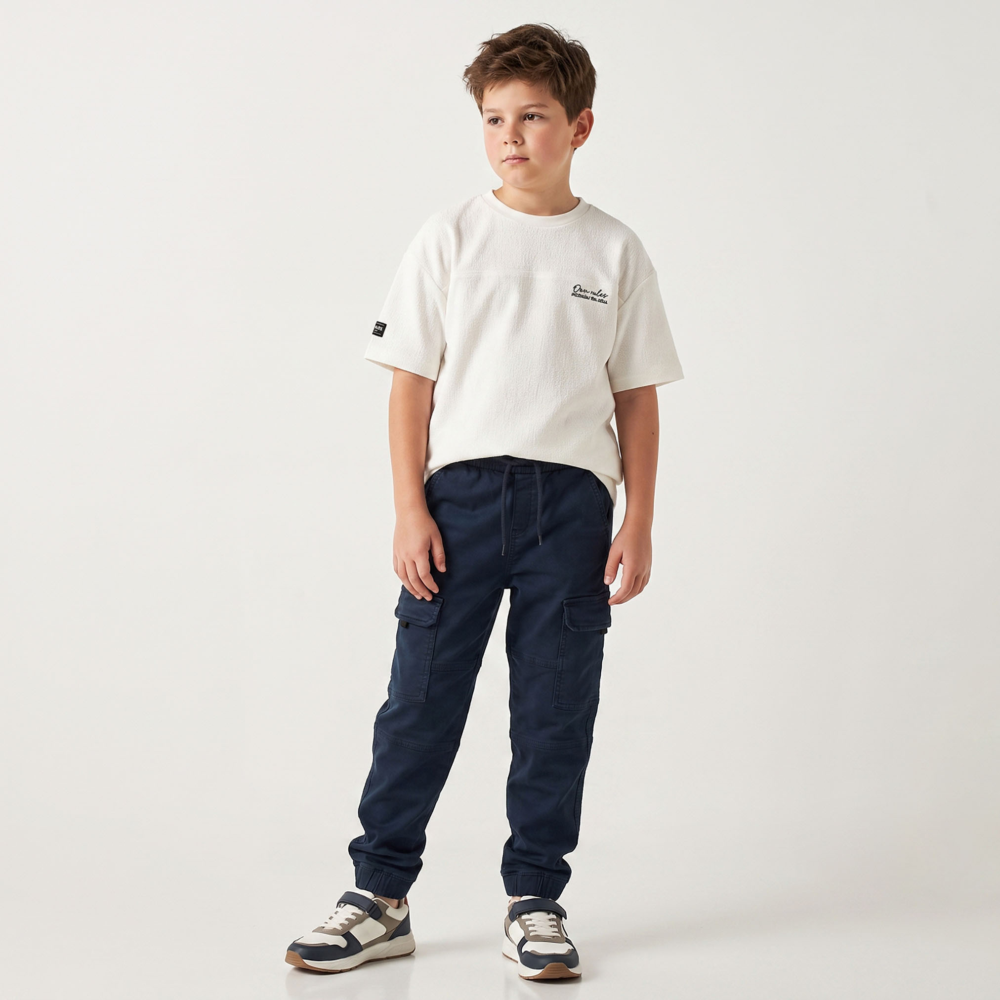 بنطلون بجيوب بطيّة ورباط خصر من جونيورز-boys-clothing-bottoms-trousers-image-3