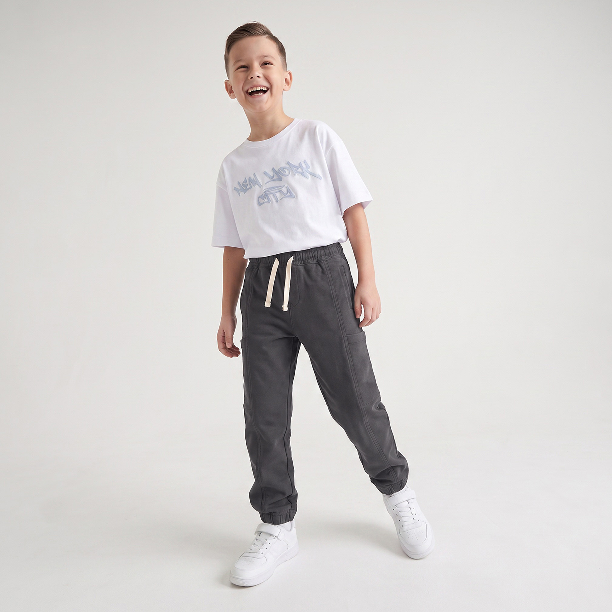 Juniors Regular Fit Trousers with Pockets, Drawstring Waist-boys-clothing-bottoms-trousers-image-2