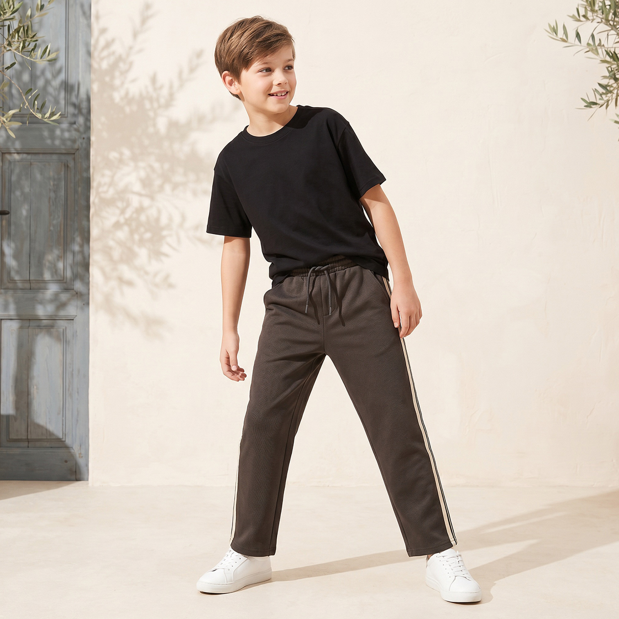 Juniors Drawstring Waistband Joggers with Striped Detail-boys-clothing-bottoms-joggersandtrackpants-image-2