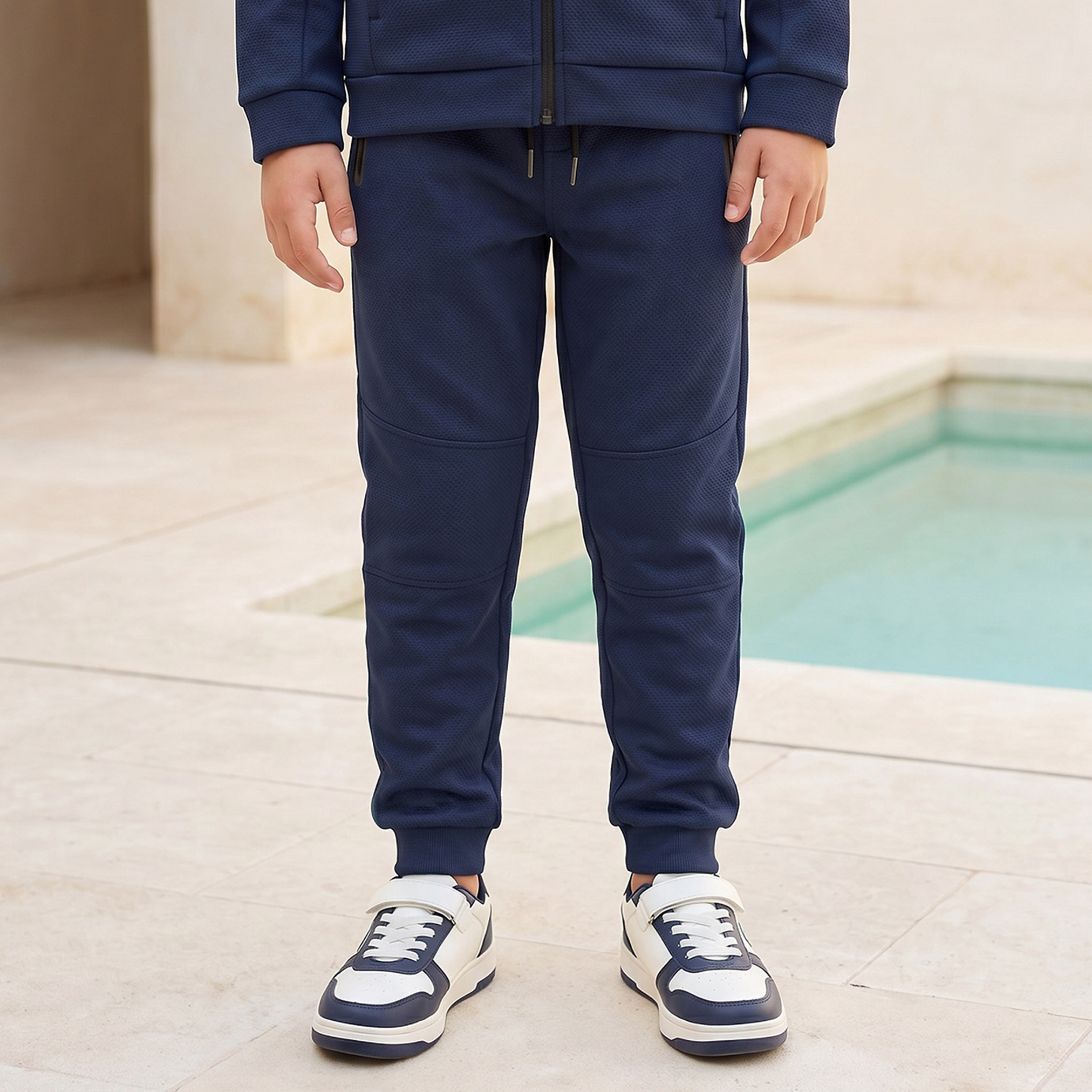 Juniors Hooded Long Sleeves Sweatshirt and Joggers Set with Zip Pocket-boys-clothing-setsandcoords-image-3