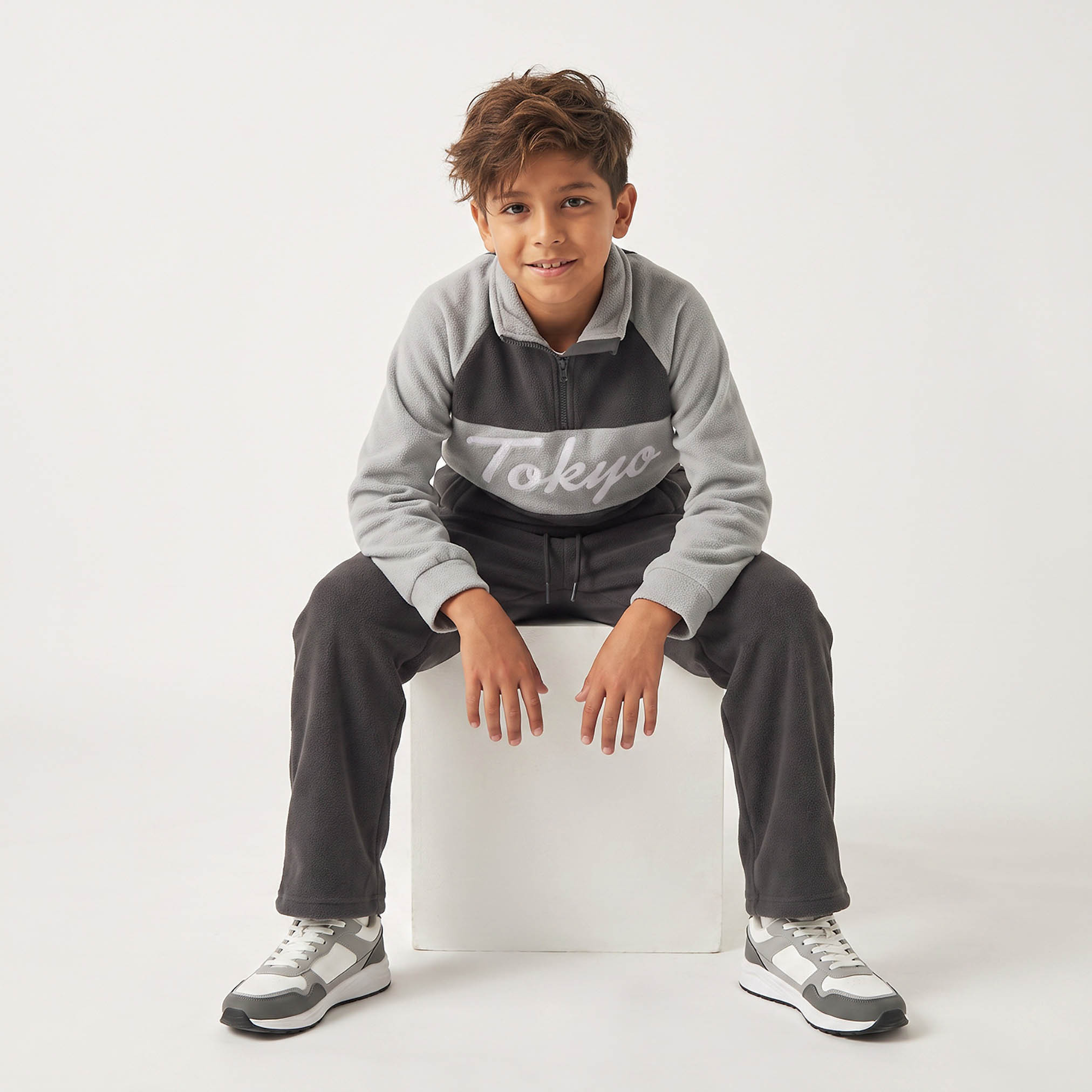 Juniors High Neck Long Sleeves Sweatshirt and Track Pants Set with Tokyo Print-boys-clothing-setsandcoords-image-5