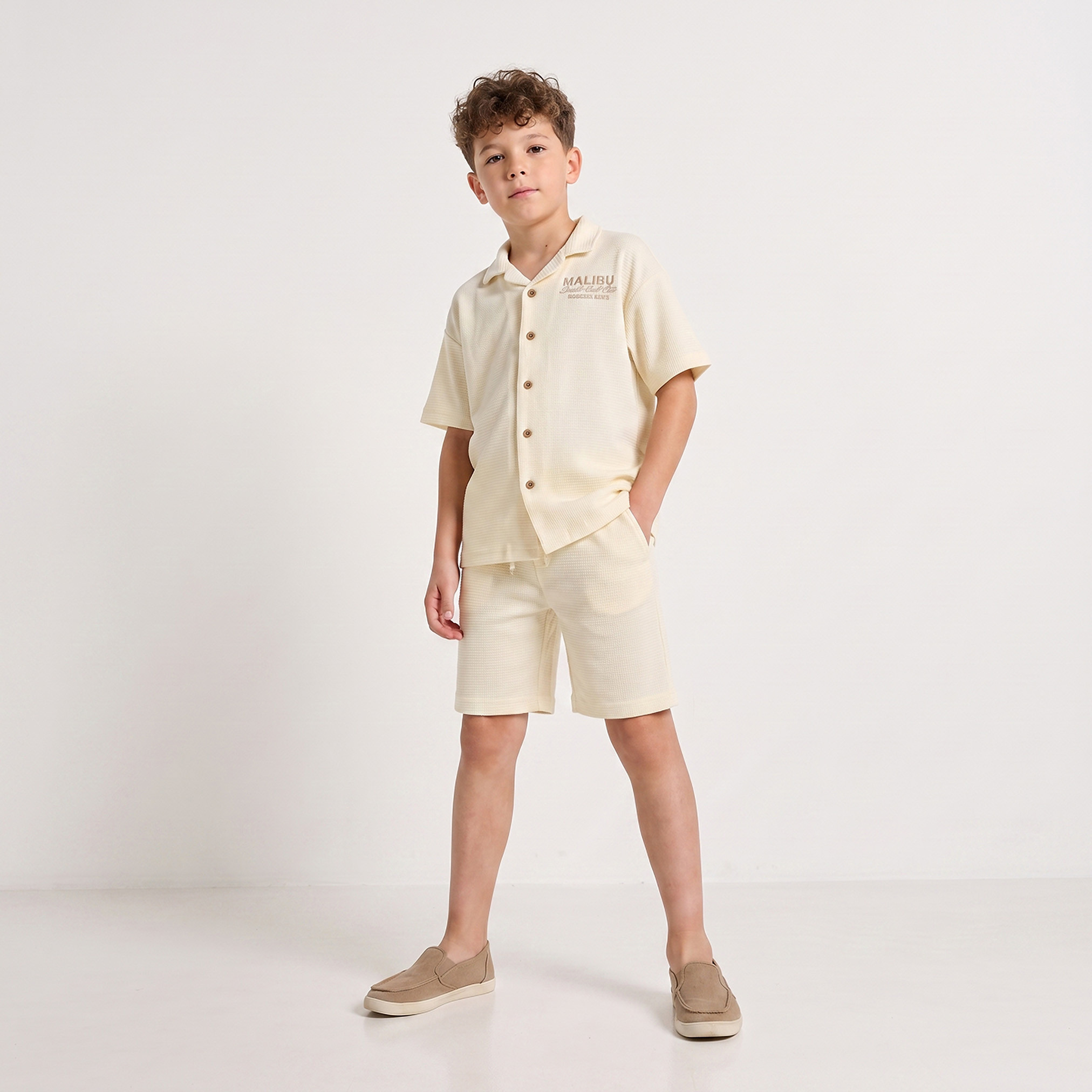 Juniors Collared Short Sleeves Shirt and Shorts Set with Texture Detail-boys-clothing-setsandcoords-image-1