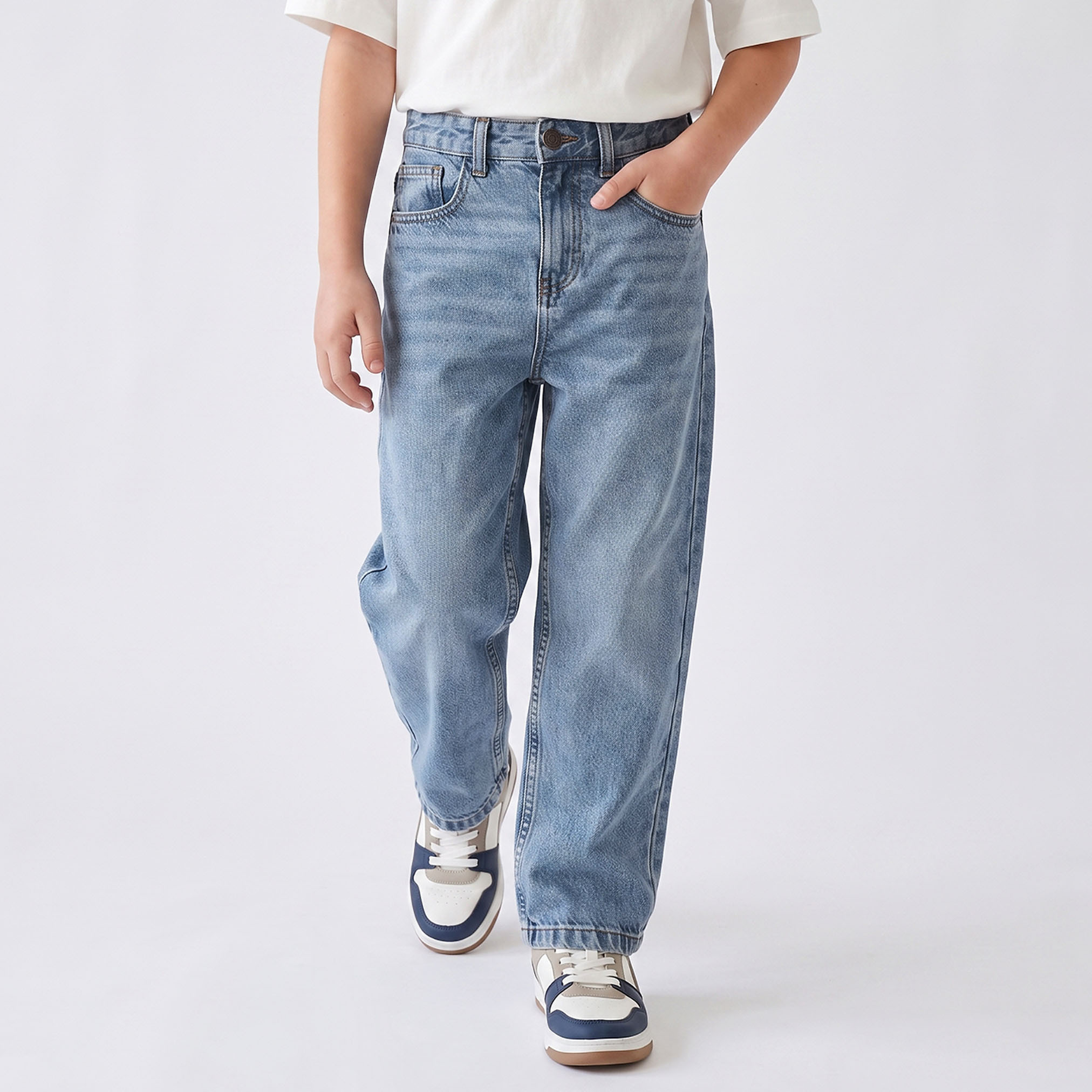 Juniors Jeans with Pockets-boys-clothing-bottoms-jeans-image-1