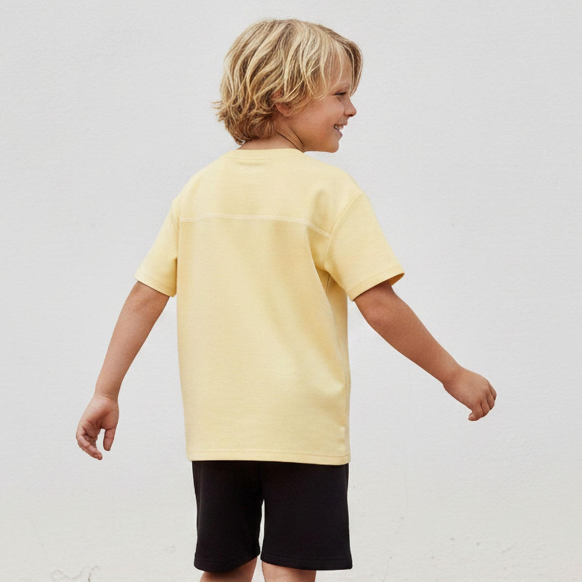 تيشيرت برقبة ضيقة وأكمام قصيرة وتصميم ألواح من إكس واي زي-boys-clothing-tshirtsandpolos-image-3