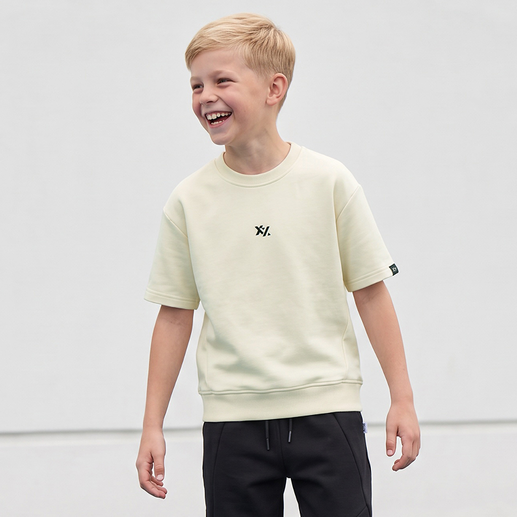 XYZ Cew Neck Short Sleeves Sweatshirt with Logo Print-boys-clothing-tshirtsandpolos-image-3