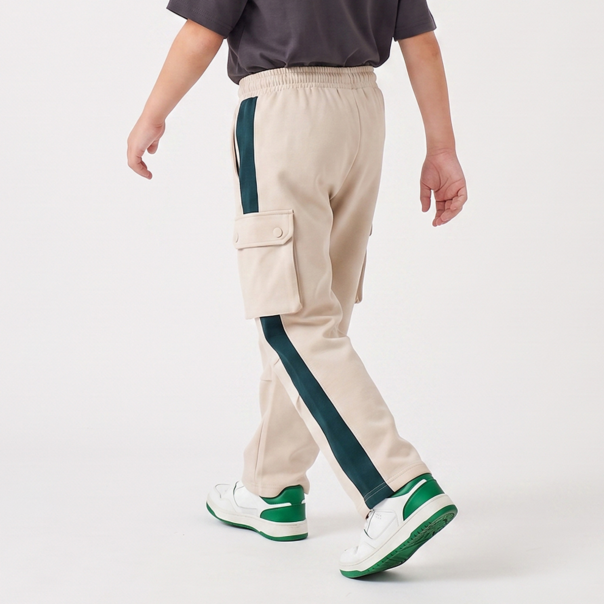 بنطلون رياضي بخصر مطاطي ورباط وجيوب من إكس واي زد-boys-clothing-bottoms-joggersandtrackpants-image-3