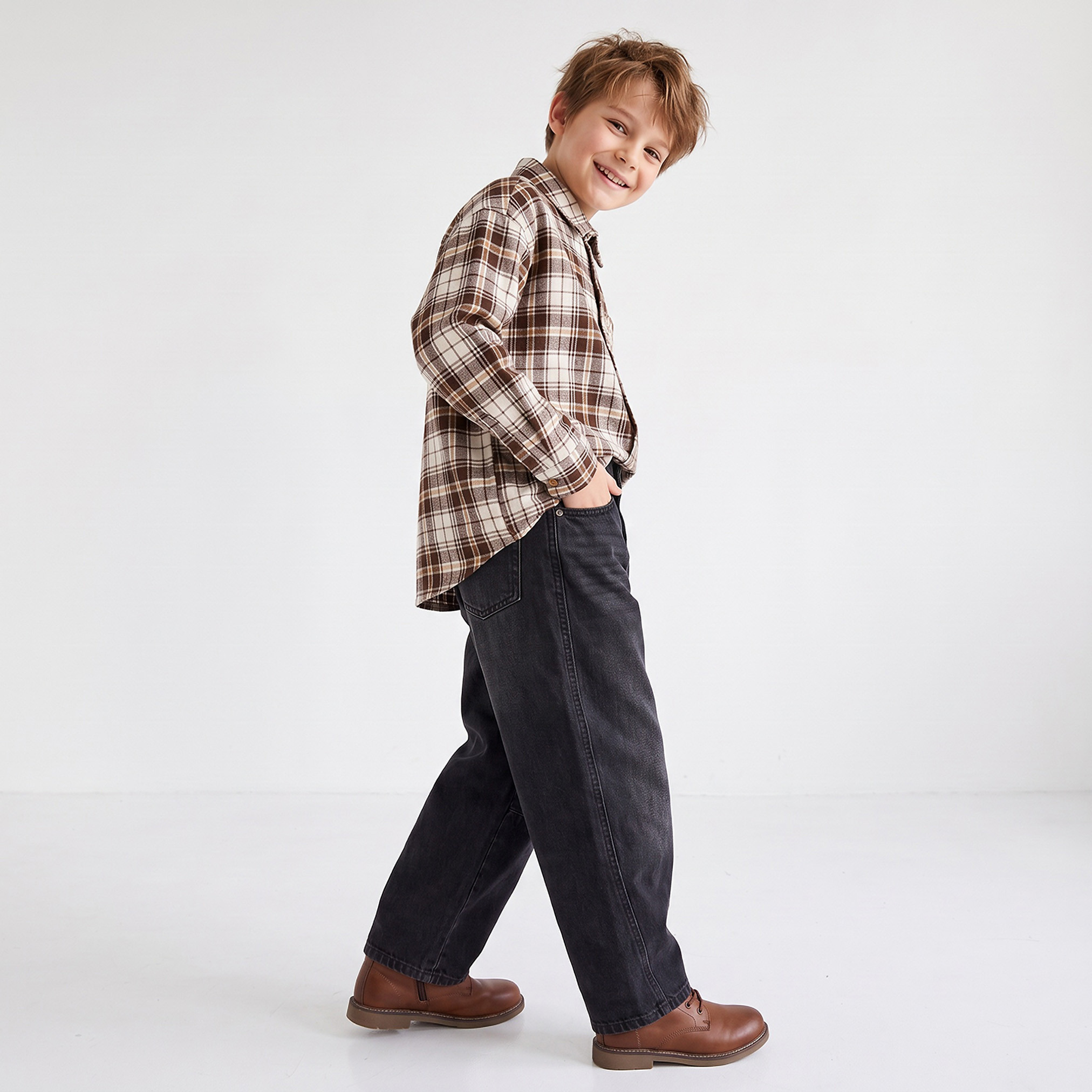 قميص بأكمام طويلة بطبعات مربعات من إليجو-boys-clothing-shirts-image-5
