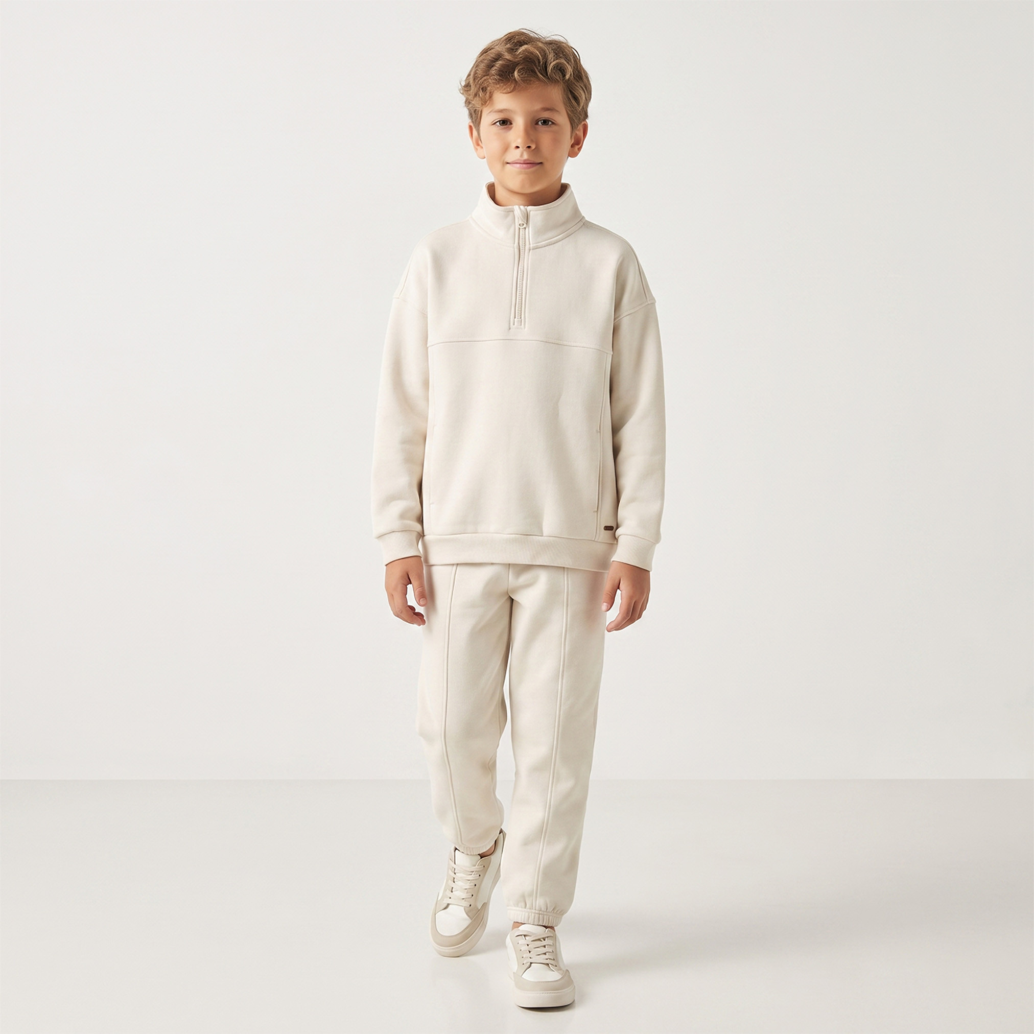 Eligo High Neck Long Sleeves Sweatshirt and Joggers Set with Pockets-boys-clothing-setsandcoords-image-1