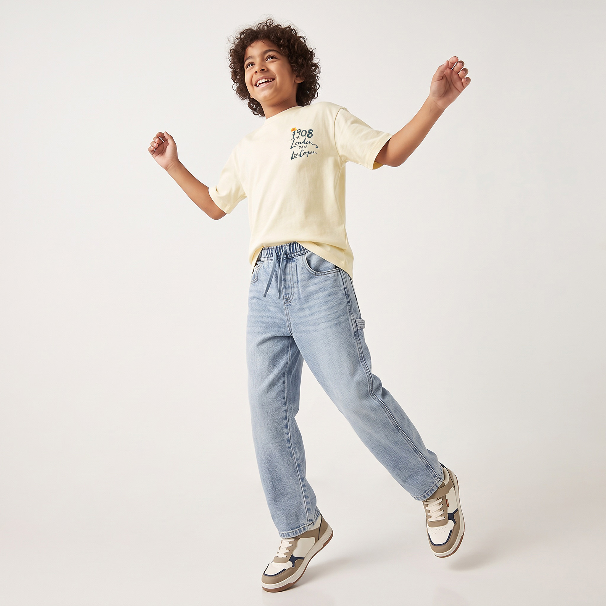 تيشيرت بياقة ضيقة وأكمام قصيرة وطبعات شعار من لي كوبر-boys-clothing-tshirtsandpolos-image-5