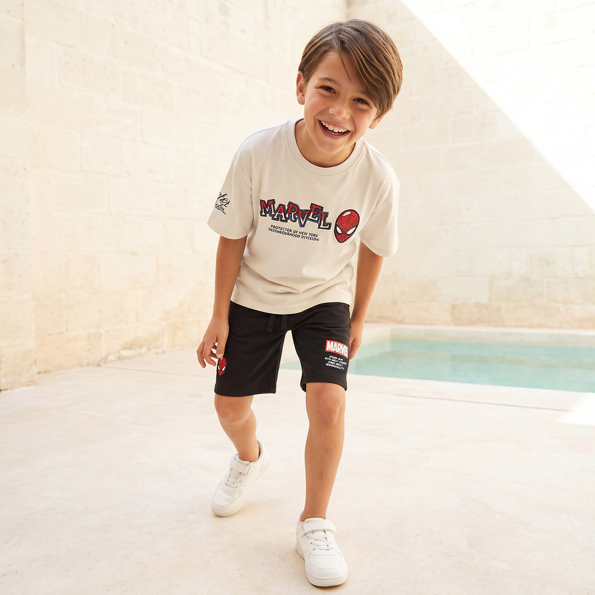 شورت بطول الركبة بخصر مطاطي ورباط وطبعات سبايدر مان-boys-clothing-bottoms-shorts-image-2