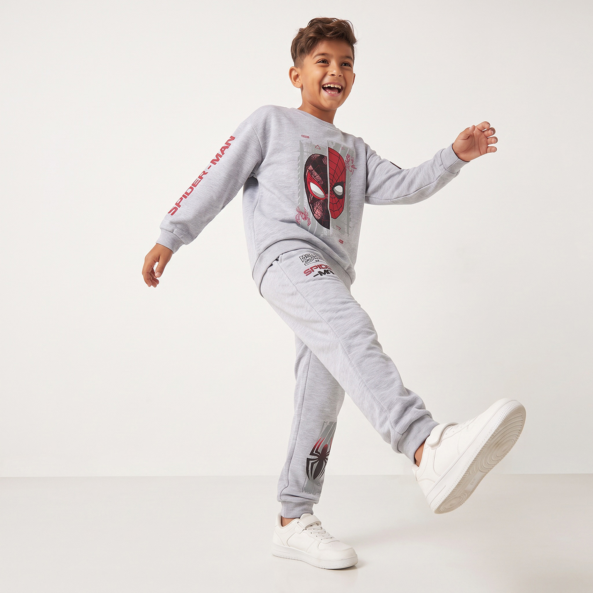 Crew Neck Long Sleeves Sweatshirt and Joggers Set with Spider-Man Print-boys-clothing-setsandcoords-image-7