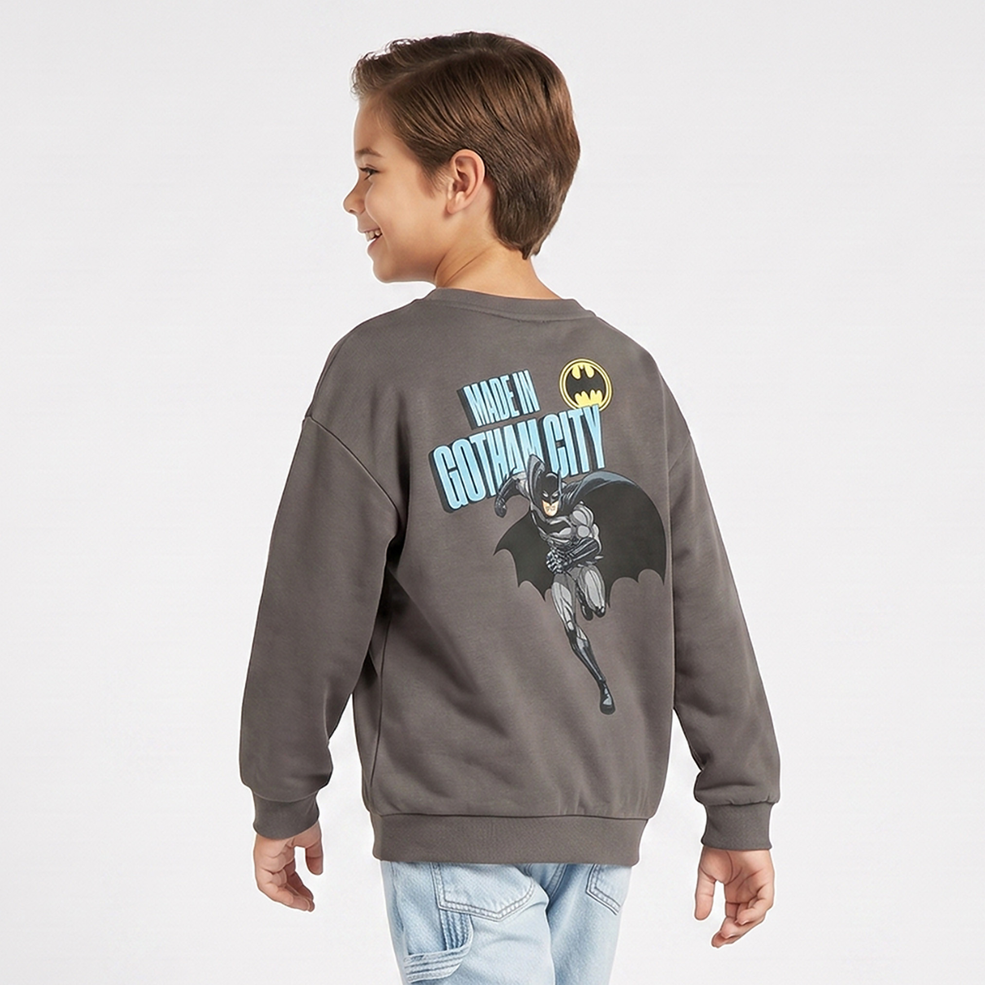 Batman Print Sweatshirt with Long Sleeves-boys-clothing-winterwear-sweatshirts-image-3