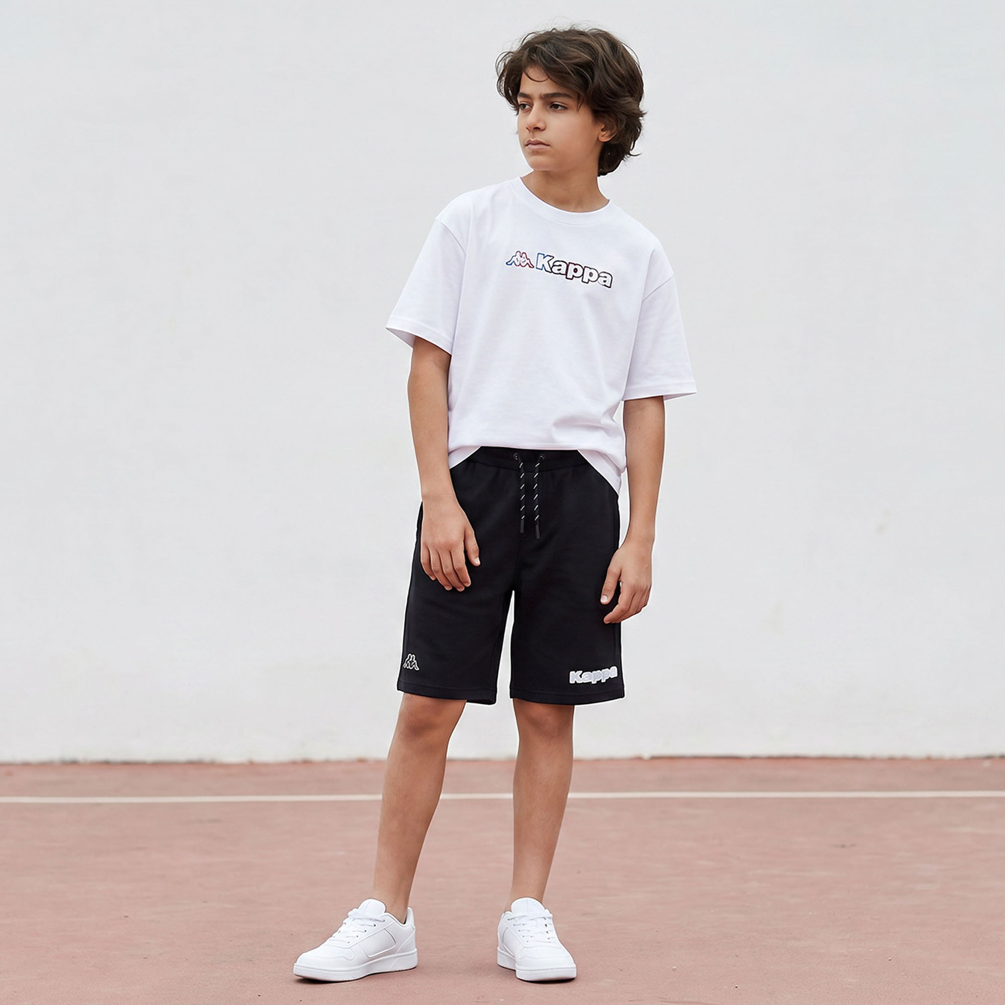 تيشيرت بياقة دائرية وأكمام قصيرة بطبعة جرافيك من كابا-boys-clothing-tshirtsandpolos-image-2