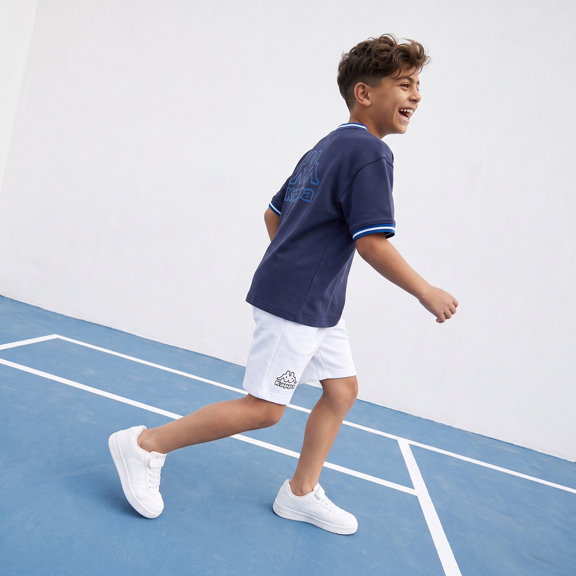 تيشيرت بياقة V وأكمام قصيرة وطبعات شعار من كابا-boys-clothing-tshirtsandpolos-image-5