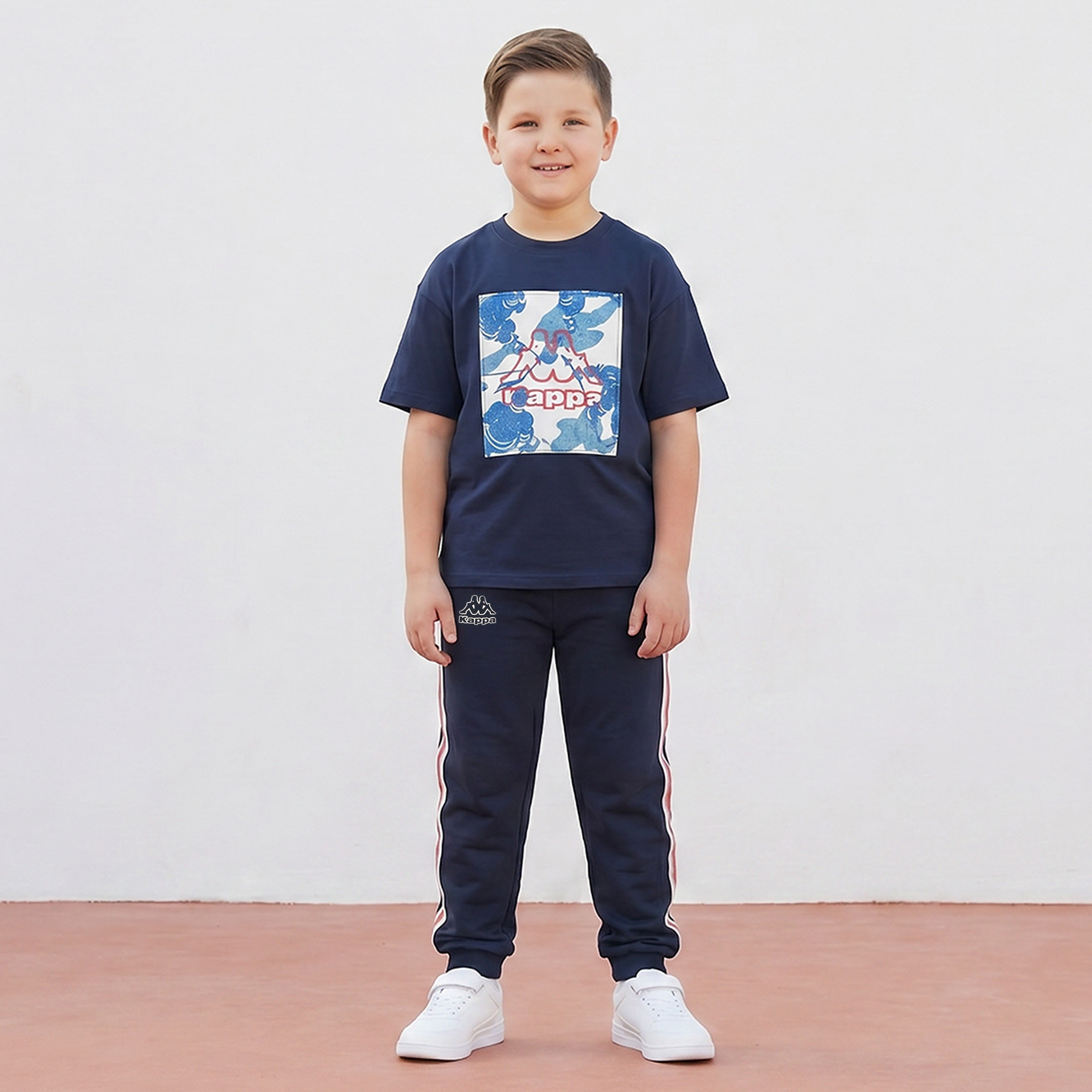 بنطلون رياضي بخصر مطاطي ورباط مع شريط جانبي من كابا-boys-clothing-bottoms-joggersandtrackpants-image-2