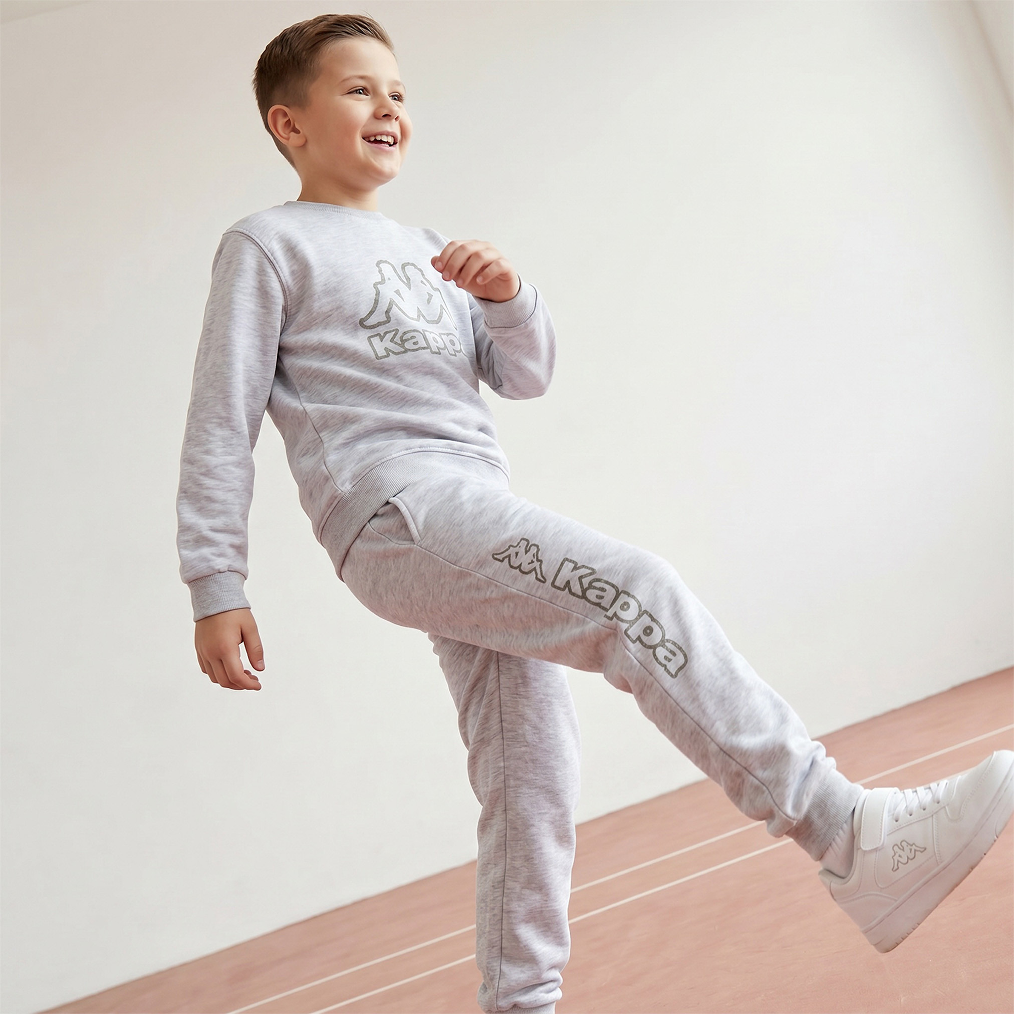 Kappa Crew Neck Sweatshirt with Logo Print-boys-clothing-winterwear-sweatshirts-image-5