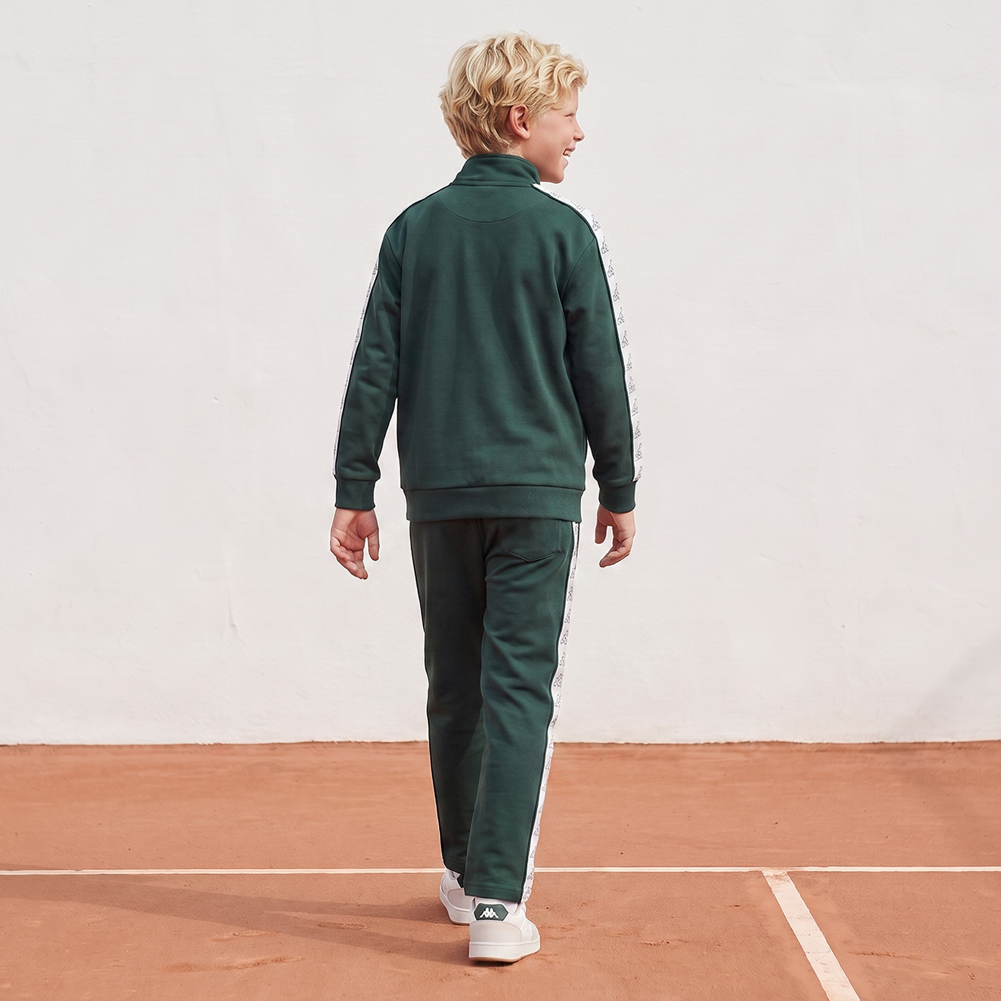 طقم جاكيت وبنطلون بياقة عالية وأكمام طويلة بتفاصيل شريط شعار من كابا-boys-clothing-setsandcoords-image-4