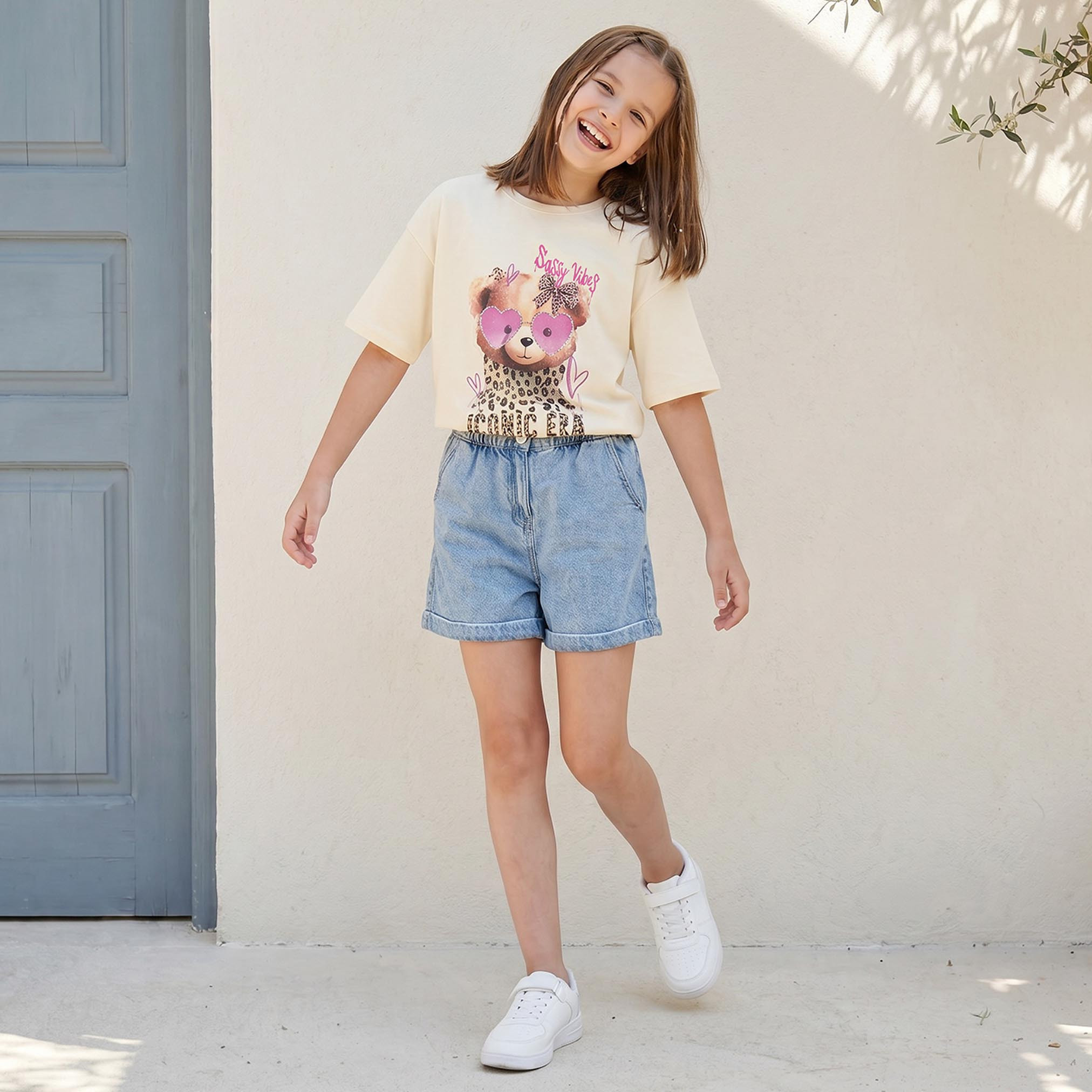 Juniors Crew Neck Short Sleeves T-shirt with Graphic Print-girls-clothing-tshirts-image-2