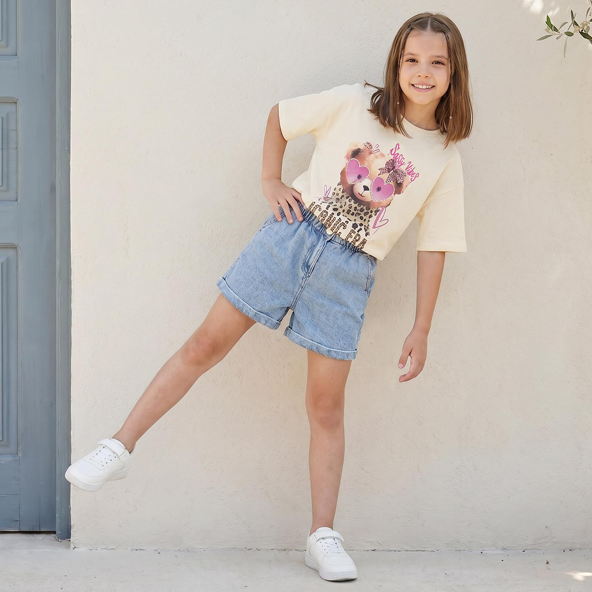 Juniors Crew Neck Short Sleeves T-shirt with Graphic Print-girls-clothing-tshirts-image-5