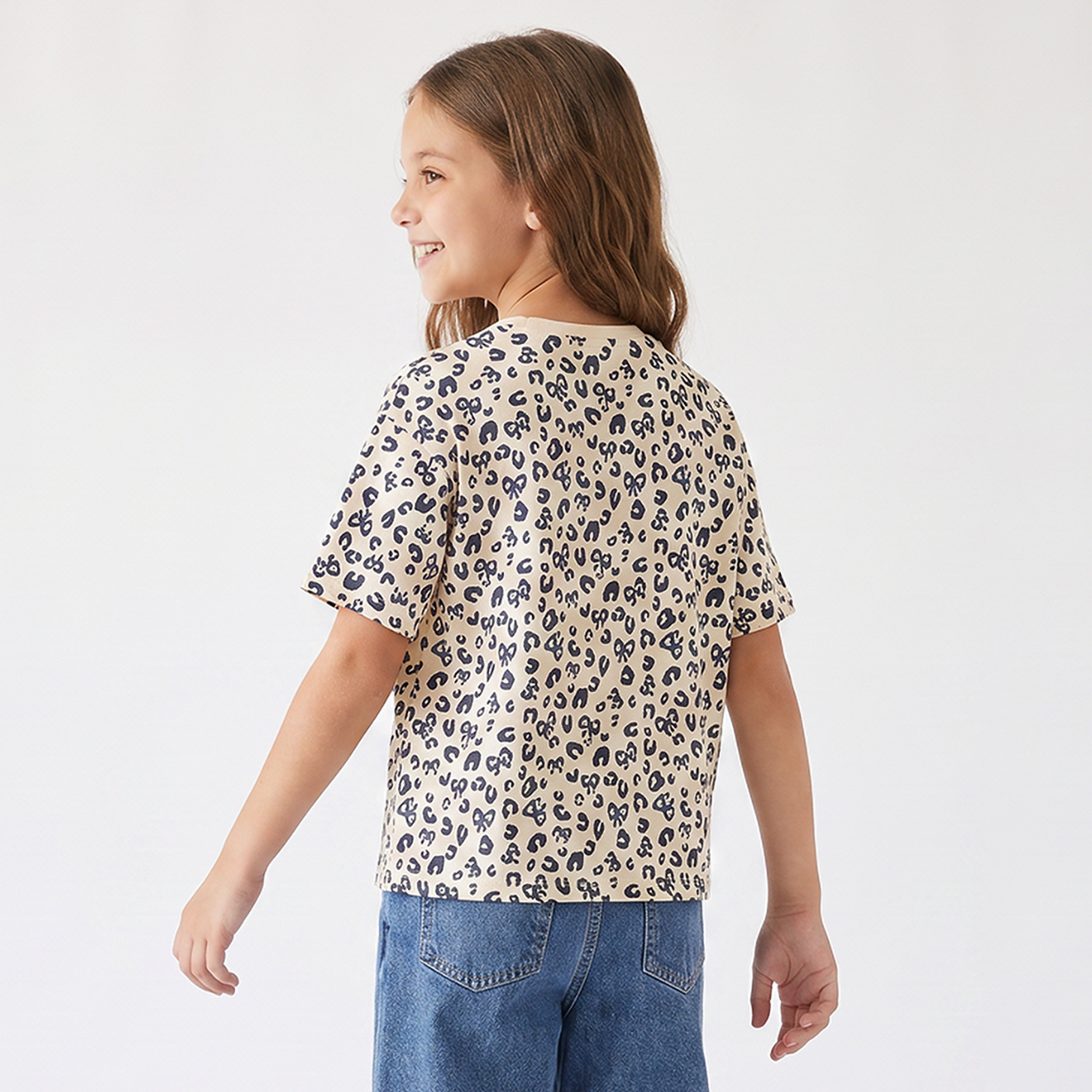 Juniors Crew Neck Short Sleeves T-shirt with Butterfly Print-girls-clothing-tshirts-image-3