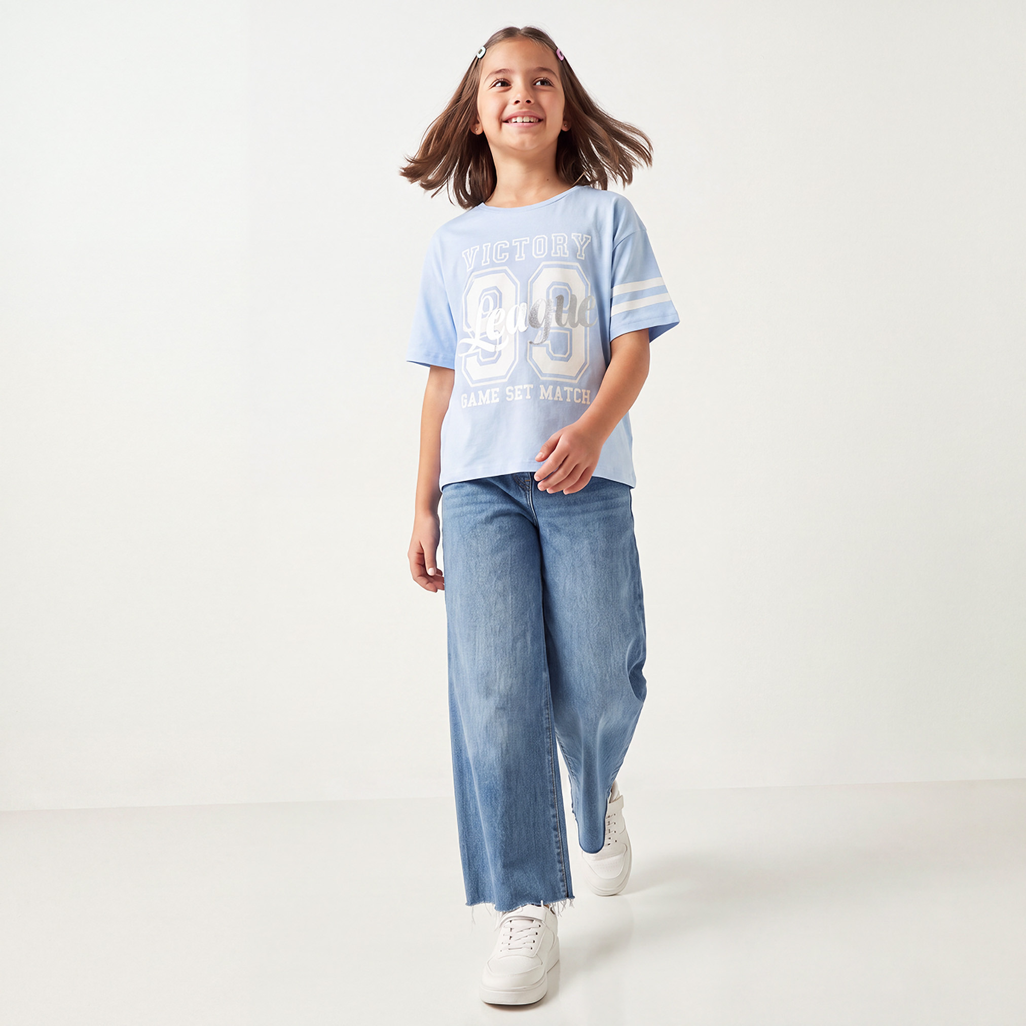 Juniors Crew Neck Short Sleeves T-shirt with Graphic Print-girls-clothing-tshirts-image-2