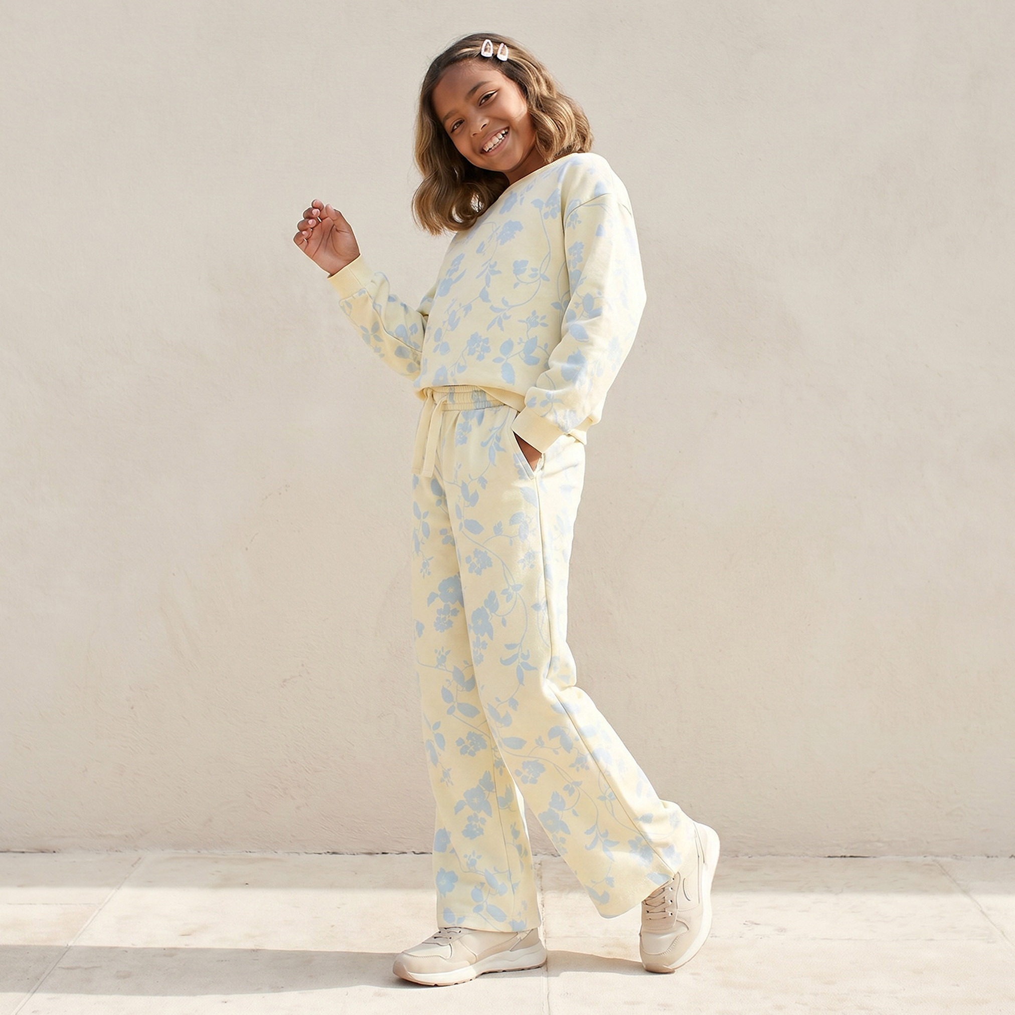 بنطلون رياضي بخصر مطاطي وطبعة زهور من جونيورز-girls-clothing-bottoms-joggersandtrackpants-image-5