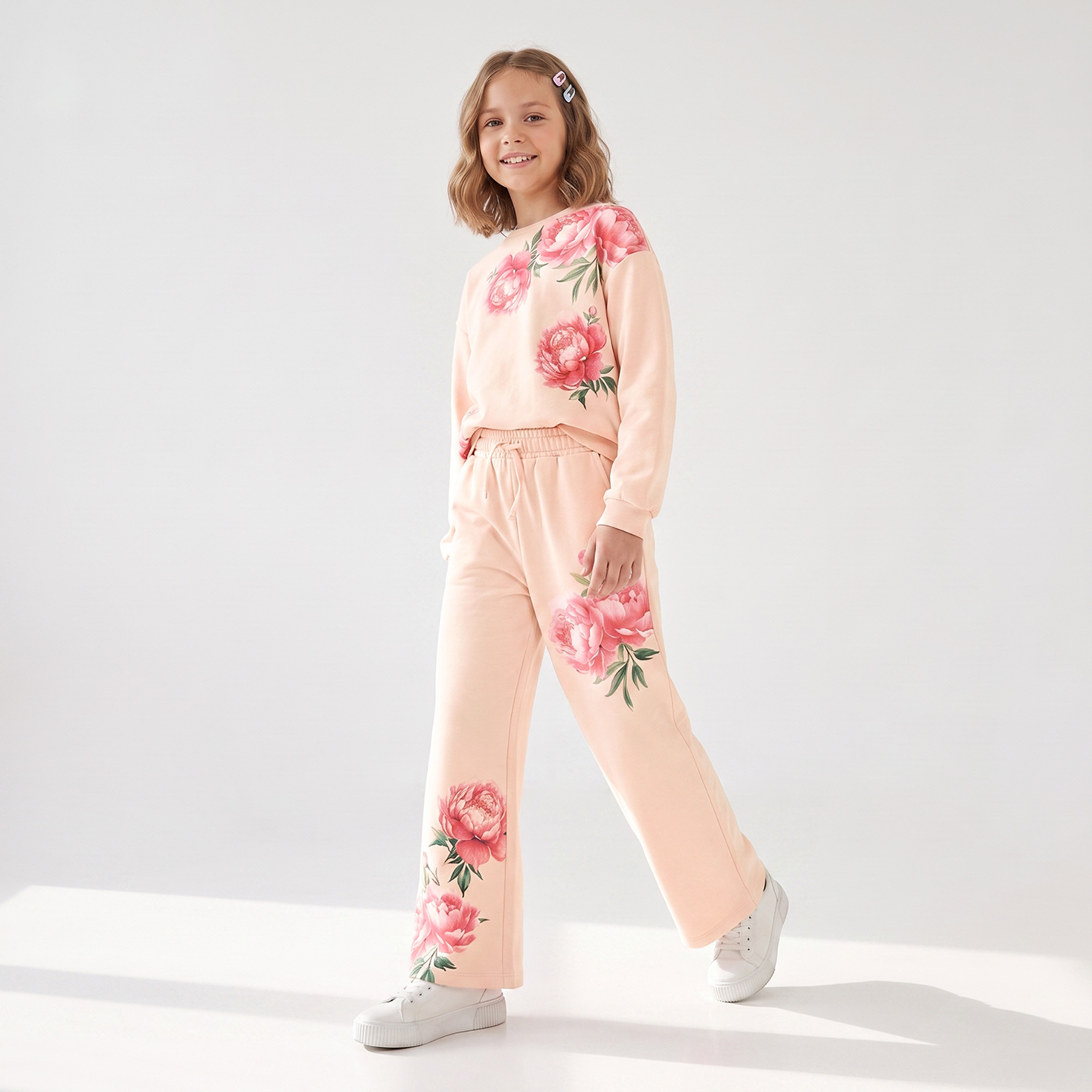 بنطلون رياضي بخصر مطاطي ورباط وطبعات زهرية-girls-clothing-bottoms-joggersandtrackpants-image-5