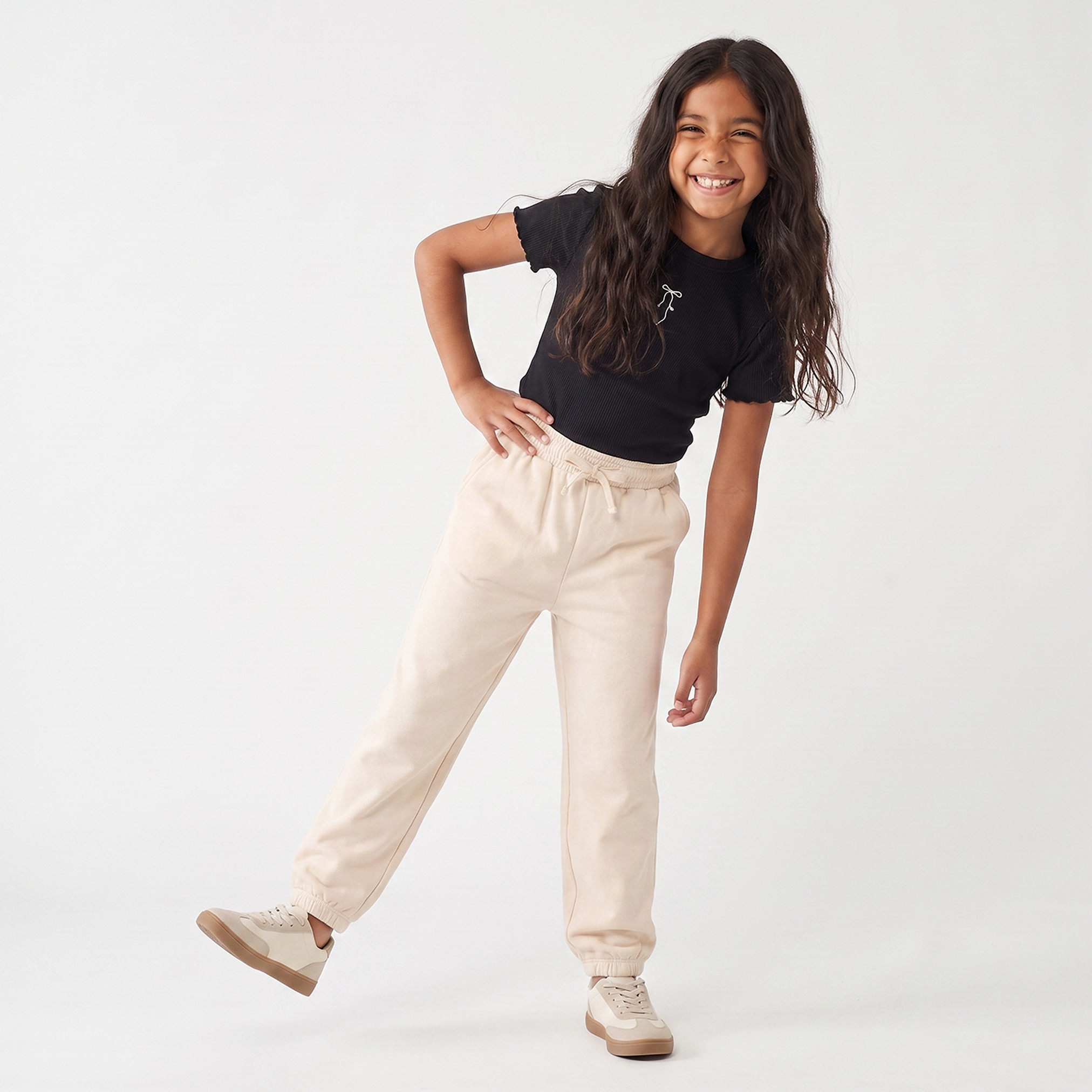 بنطلون رياضي بخصر مطاطي ورباط وجيوب من جونيورز-girls-clothing-bottoms-joggersandtrackpants-image-2