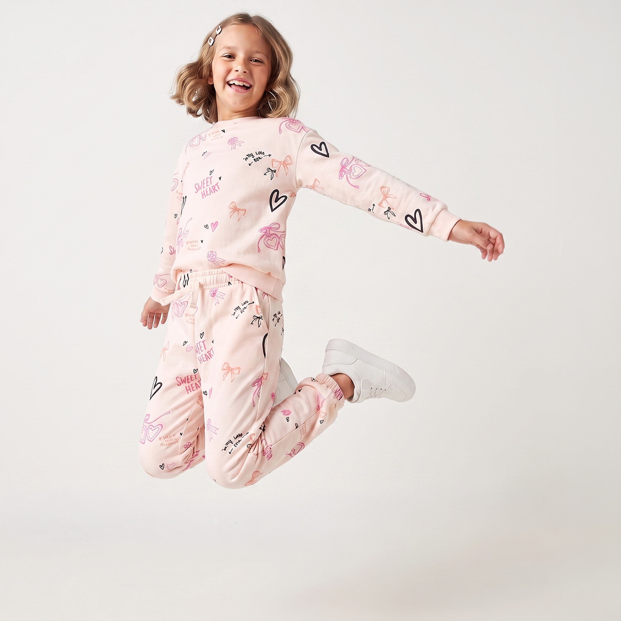Juniors Drawstring Waist Joggers with Heart Print-girls-clothing-bottoms-joggersandtrackpants-image-3