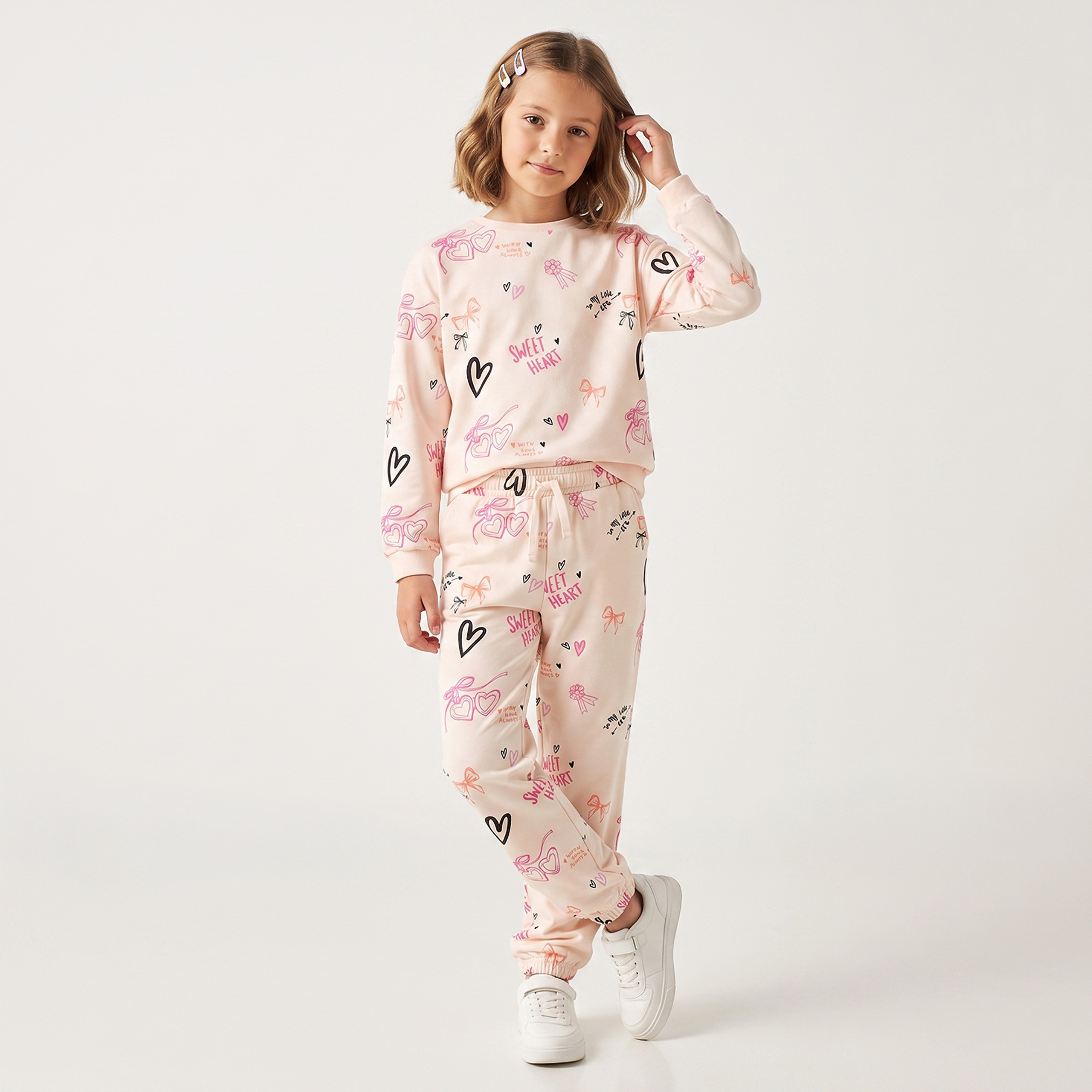 Juniors Drawstring Waist Joggers with Heart Print-girls-clothing-bottoms-joggersandtrackpants-image-5