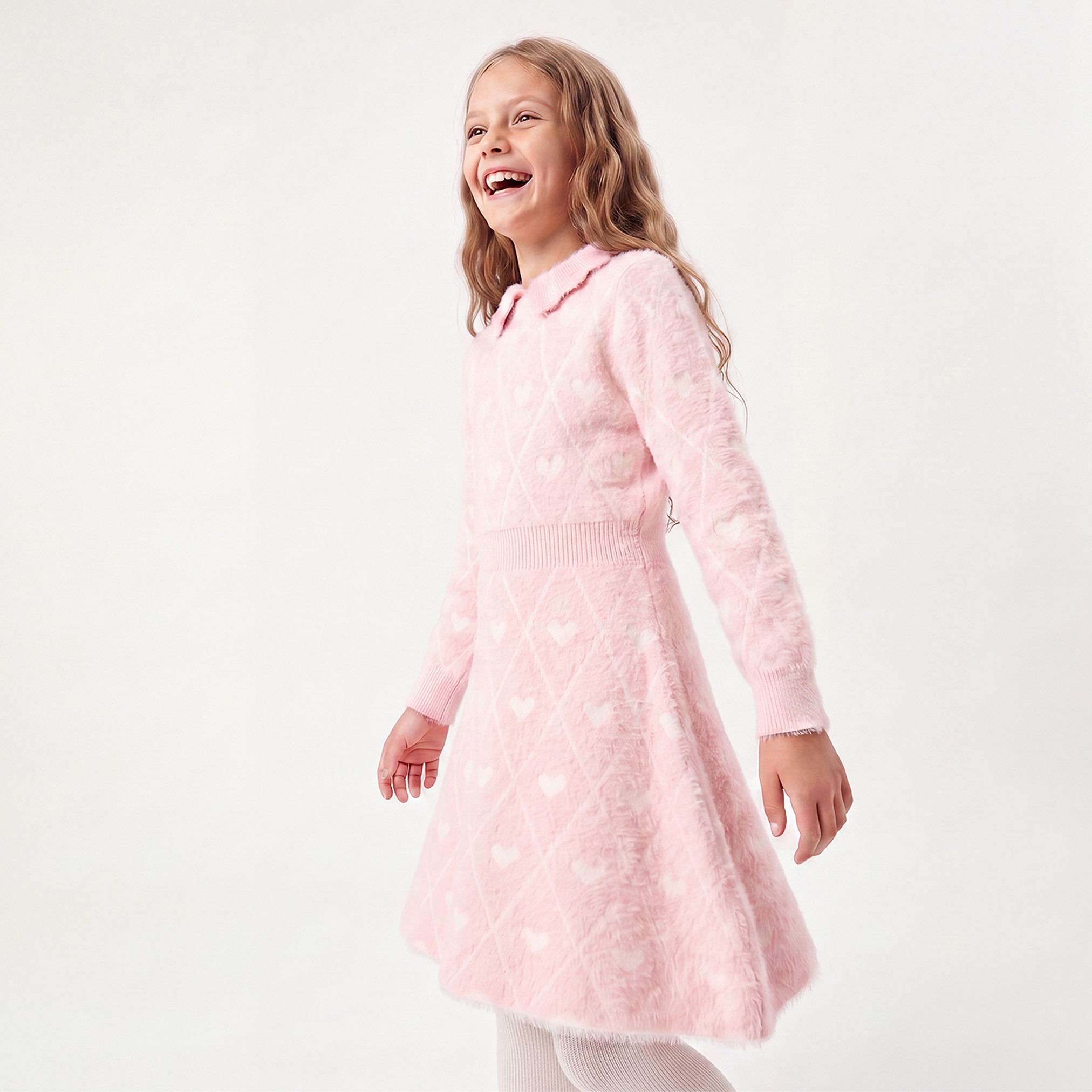 طقم فستان بطول الركبة بياقة بيتر بان وأكمام طويلة وطبعات قلوب وسراويل تحتانية من جونيورز-girls-clothing-dressesandjumpsuits-image-3