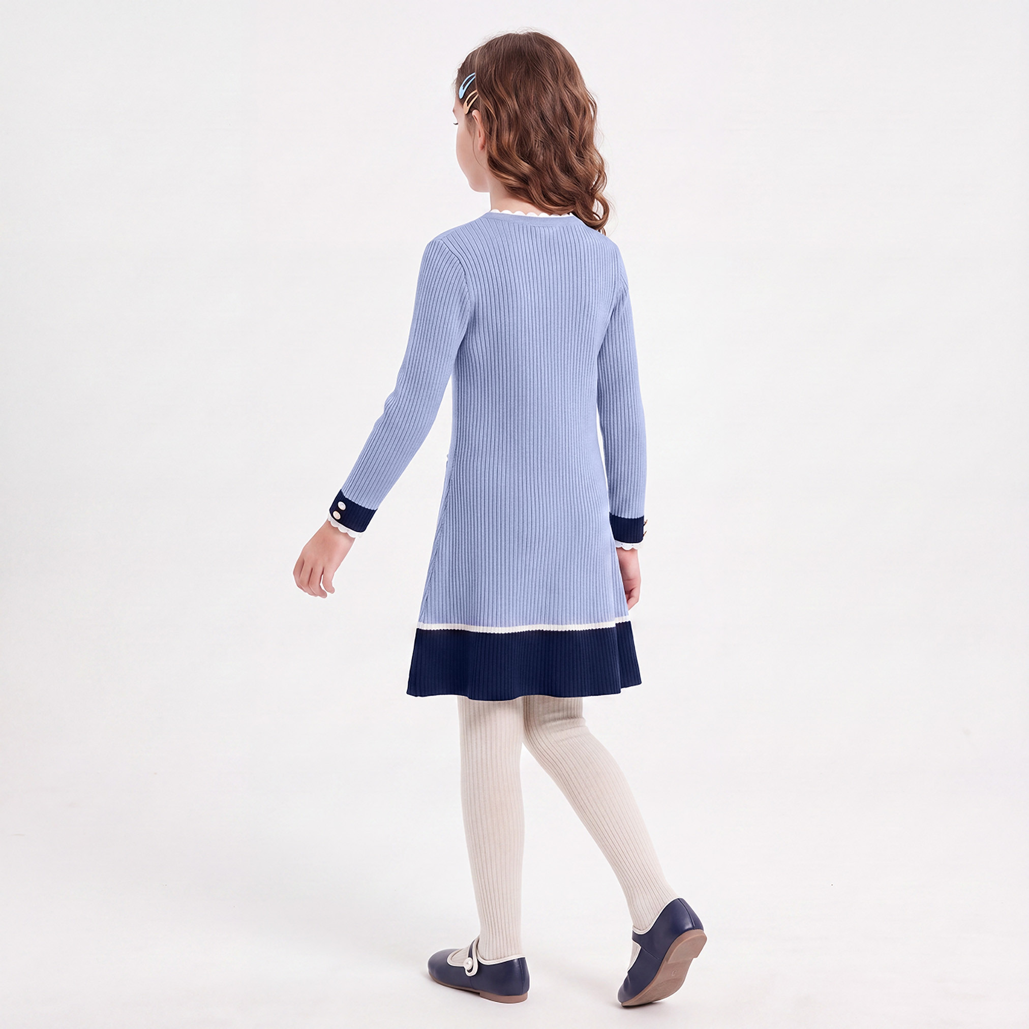 فستان إيه لاين طول الركبة بأكمام طويلة وبياقة مستديرة مع جوارب من جونيورز-girls-clothing-dressesandjumpsuits-image-3